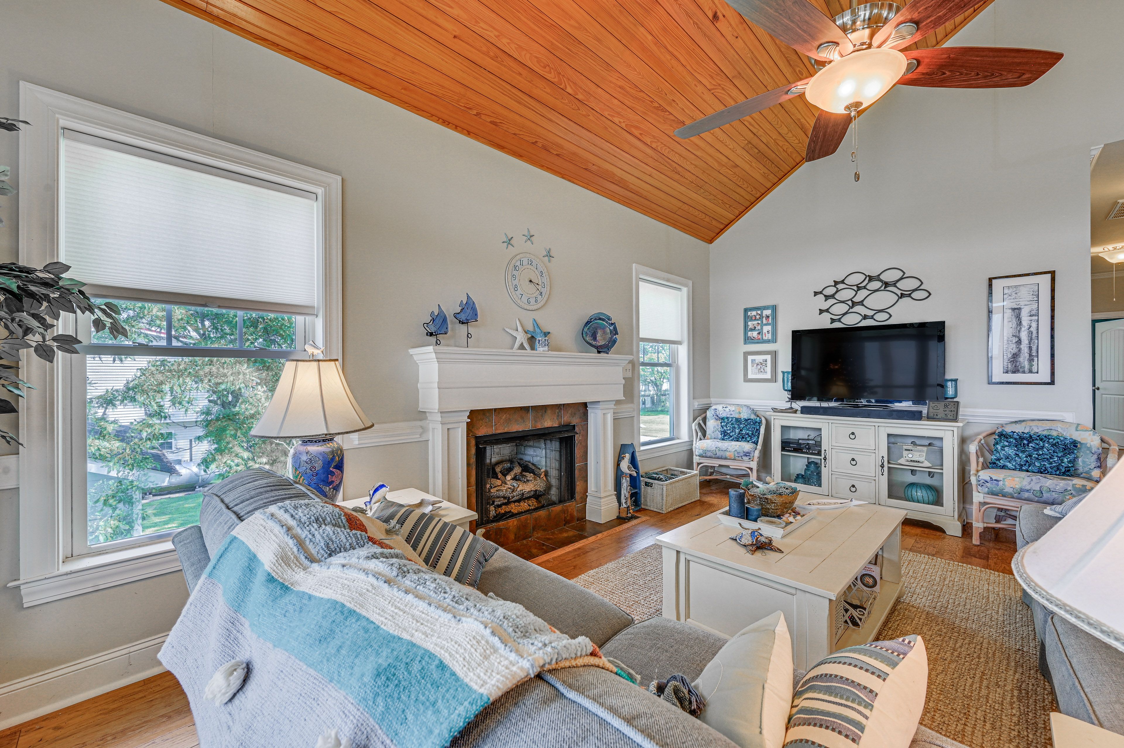 Electric Fireplace | Flat-Screen TV