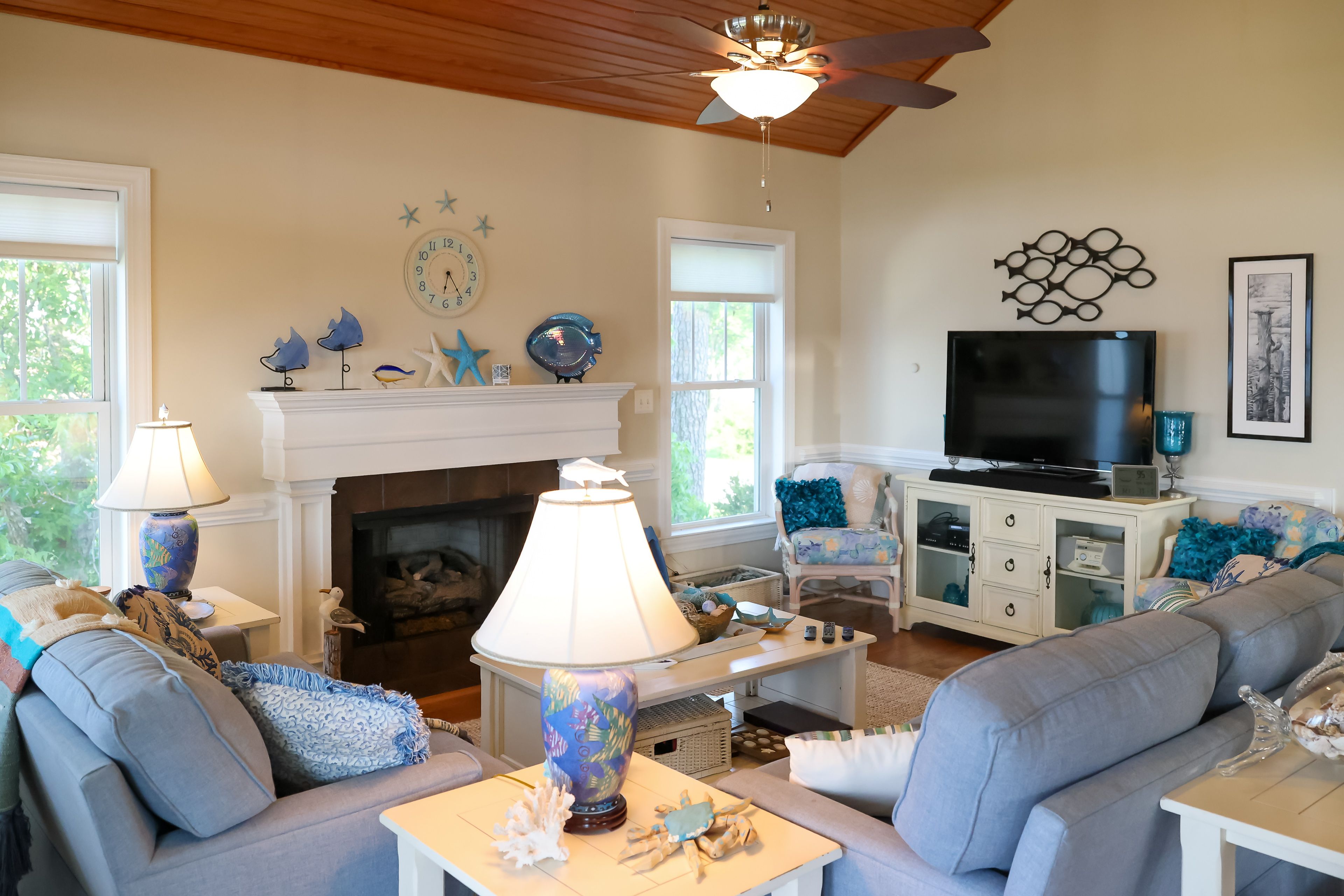Living Room | Electric Fireplace | Flat-Screen TV