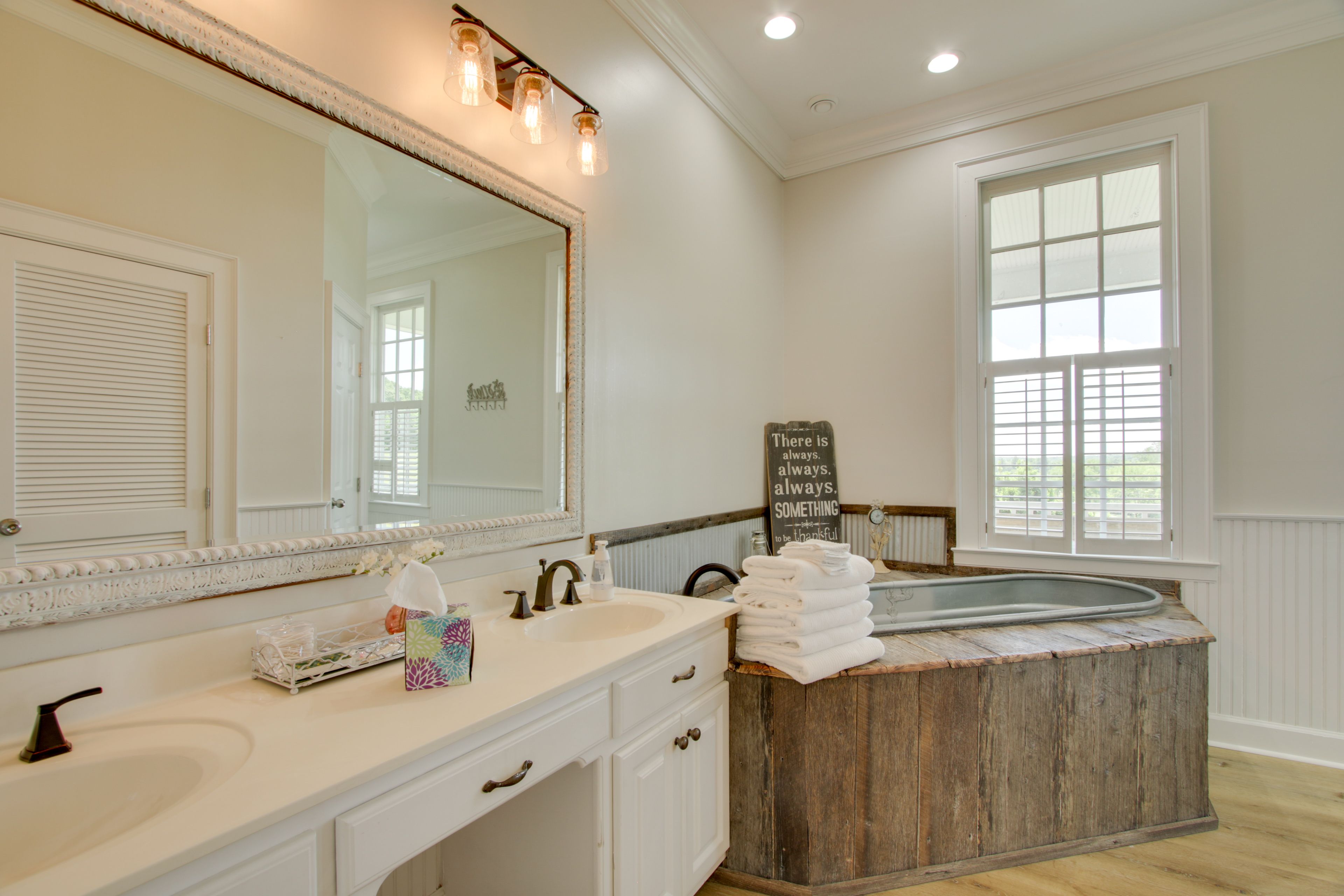 En-Suite Bathroom | Shower | Main Level