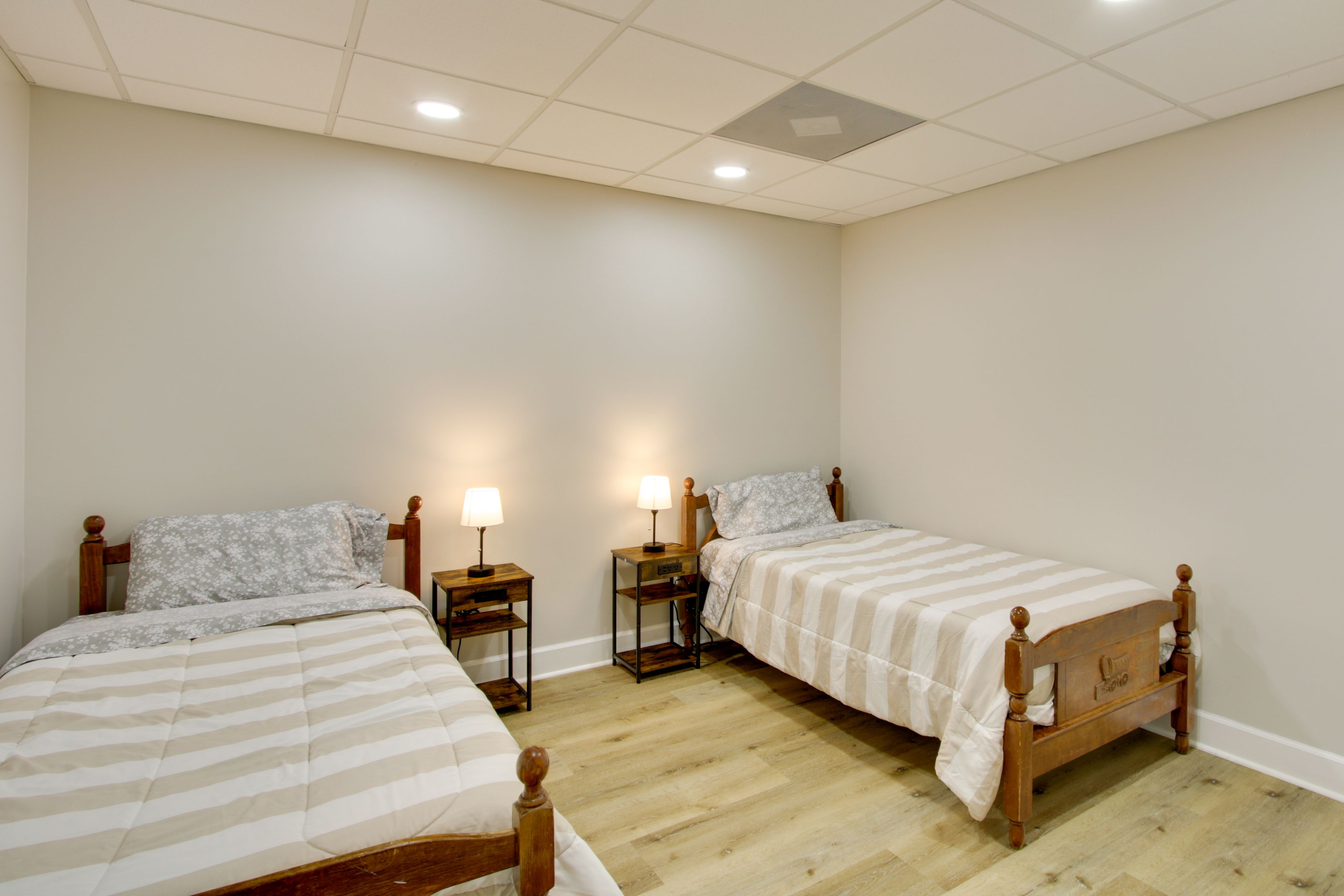 Bedroom 6 | 2 Twin Beds | Lower Level