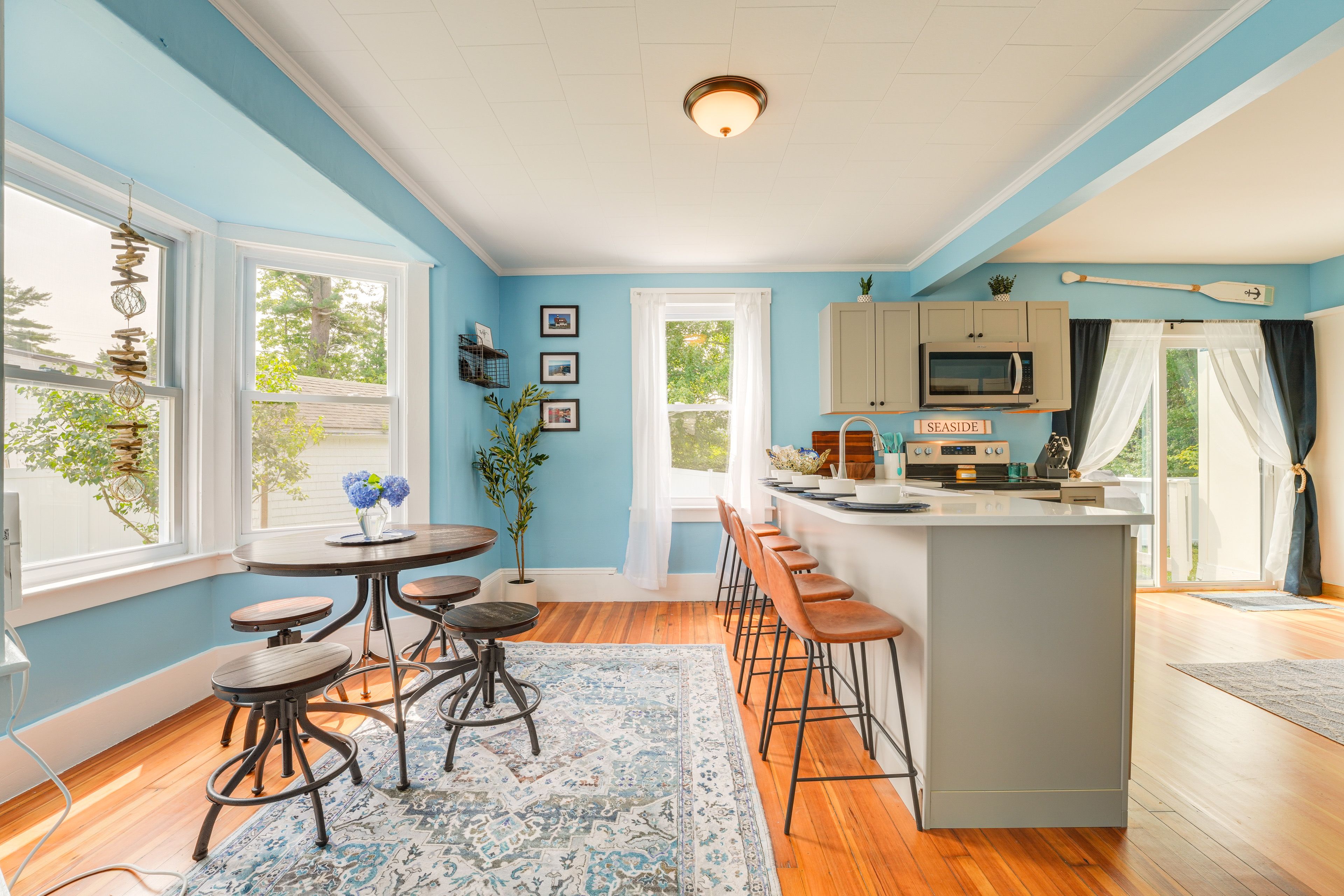 Dining Room | 1st Floor | 2-Story Home