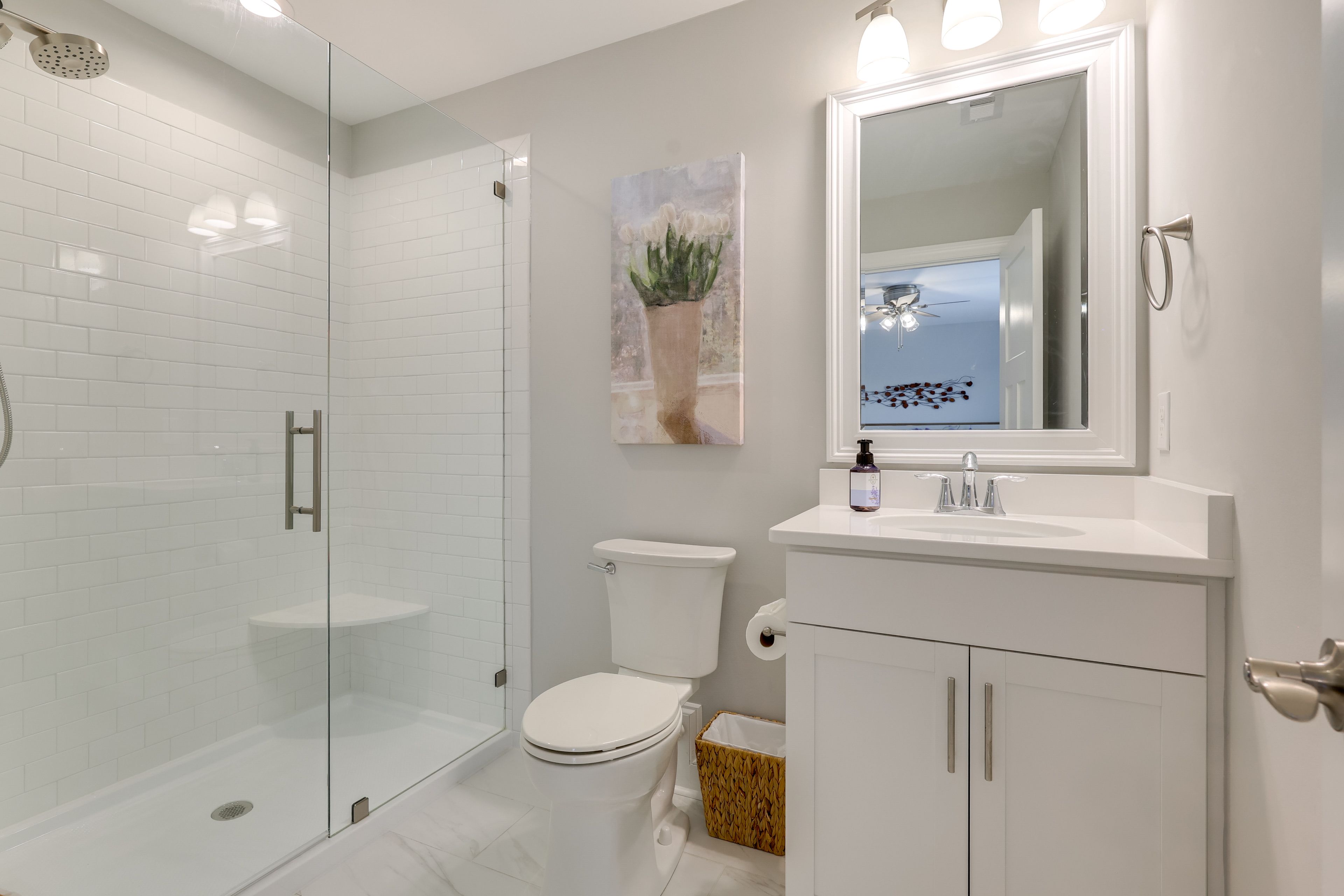 En-Suite Bathroom | Towels Provided | 2nd Floor
