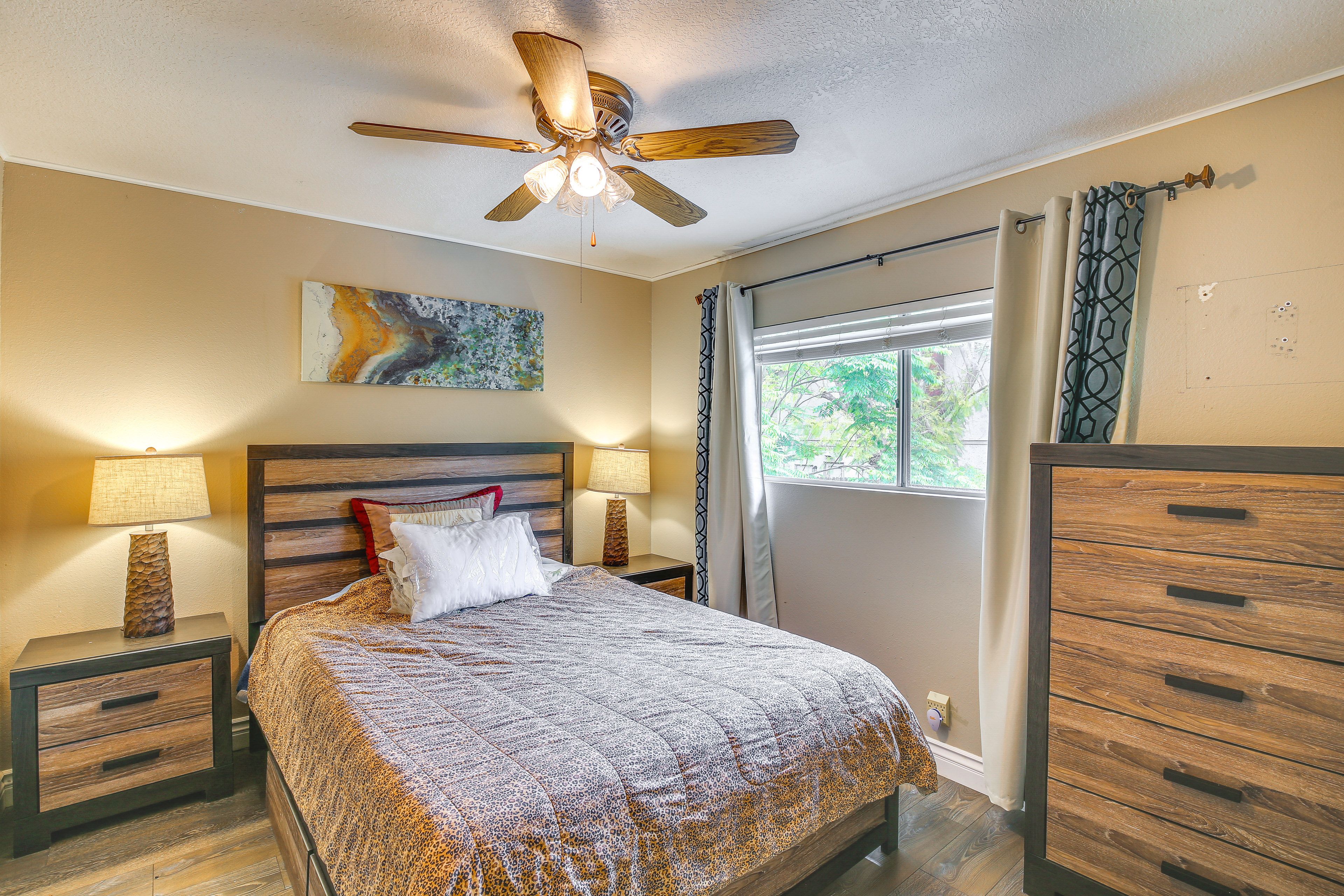 Bedroom 2 | Queen Bed | 2nd Floor
