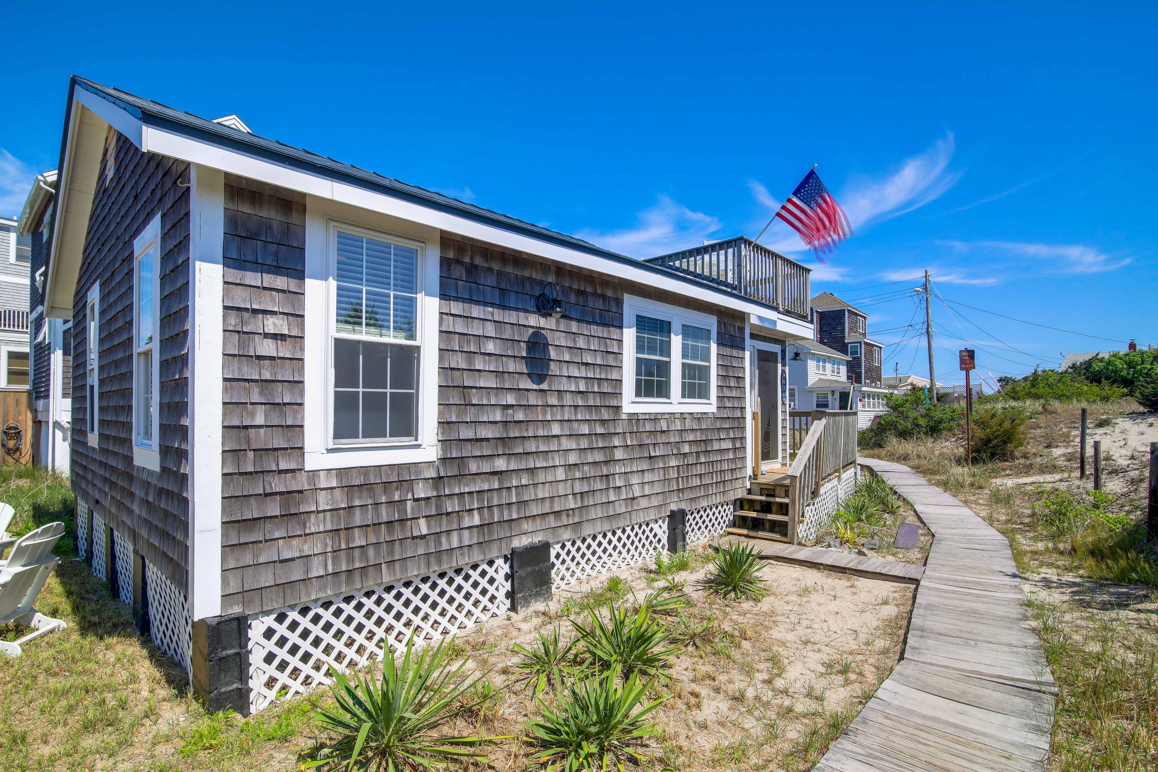 Plymouth Vacation Rental | 2BR | 1BA | 5 Steps to Enter | 580 Sq Ft