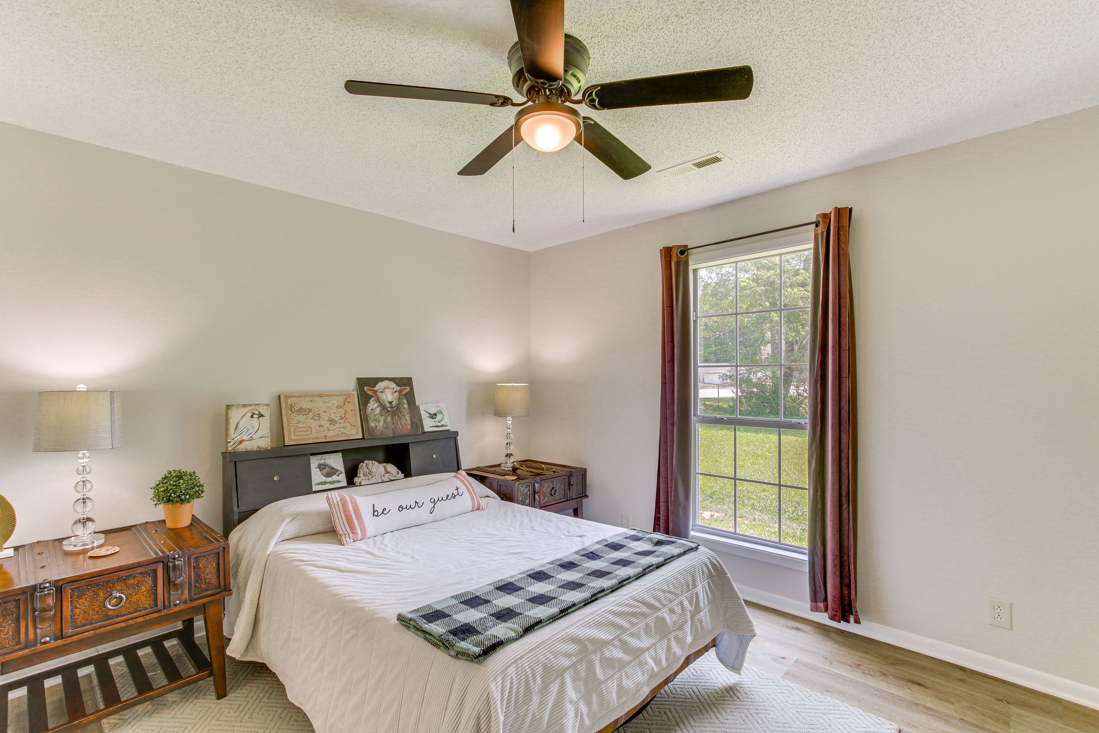 Bedroom 2 | Queen Bed | Linens Provided