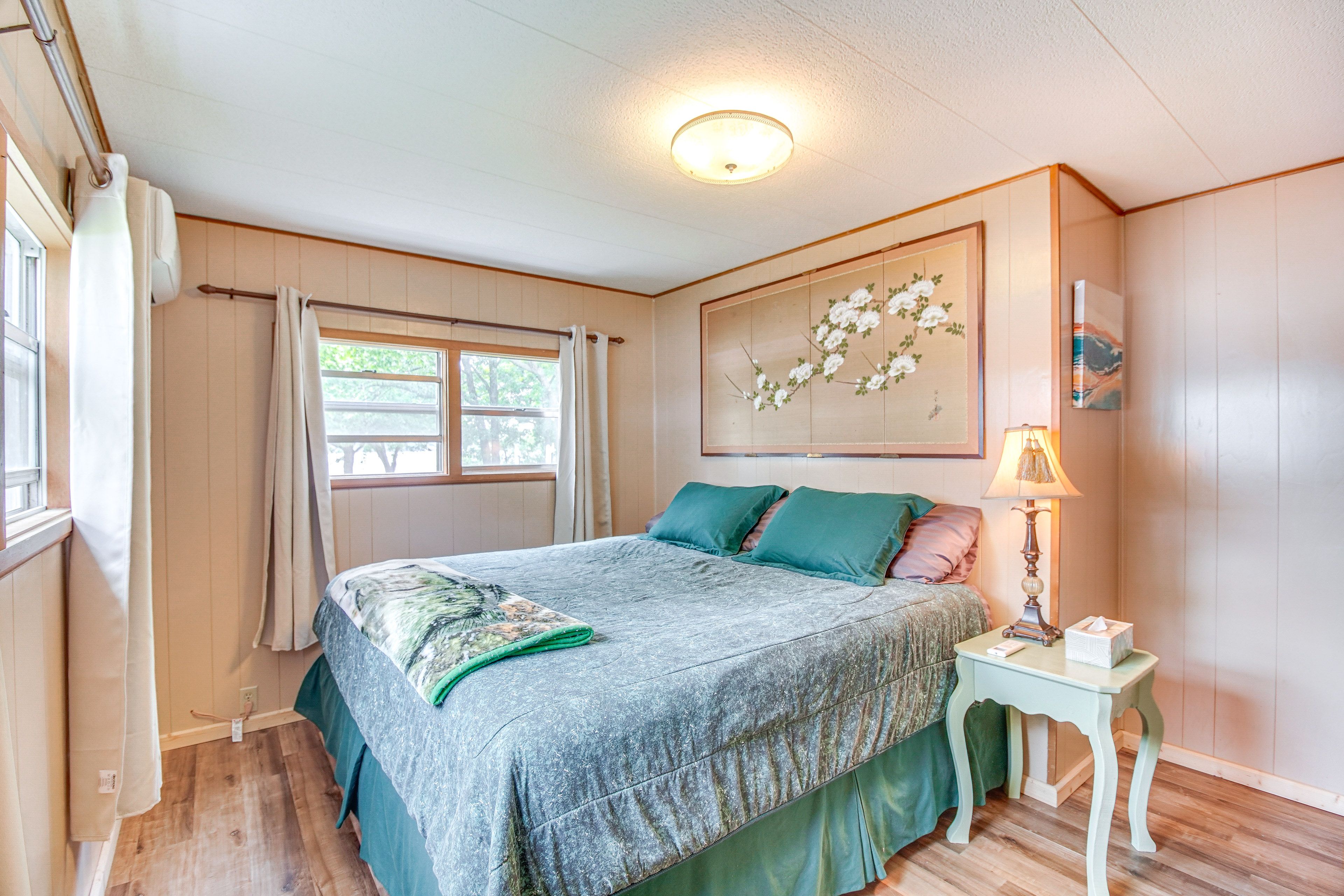 Bedroom 3 | King Bed