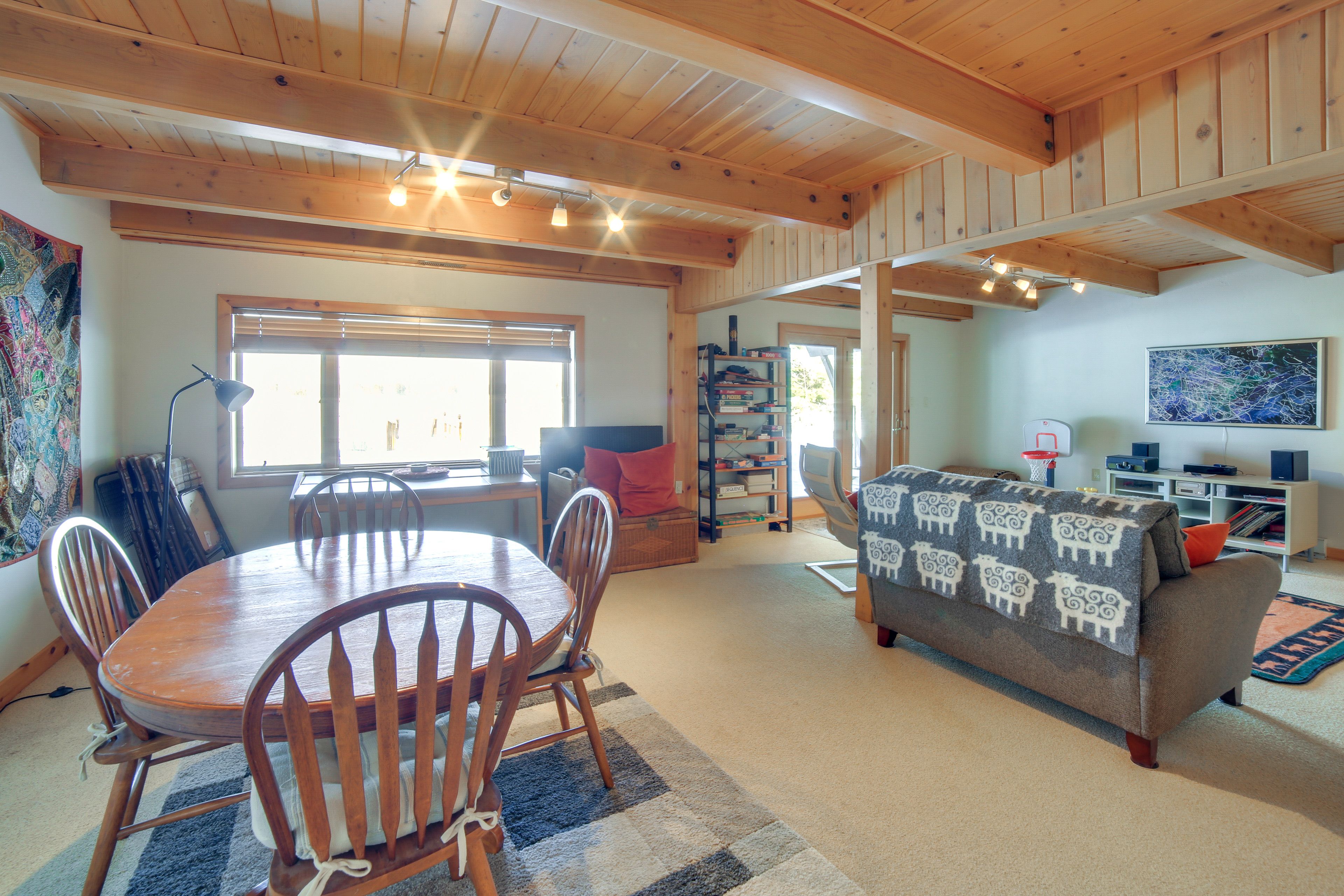 Living Room | Smart TV | Board Games & Books | Kitchenette | Lower Level