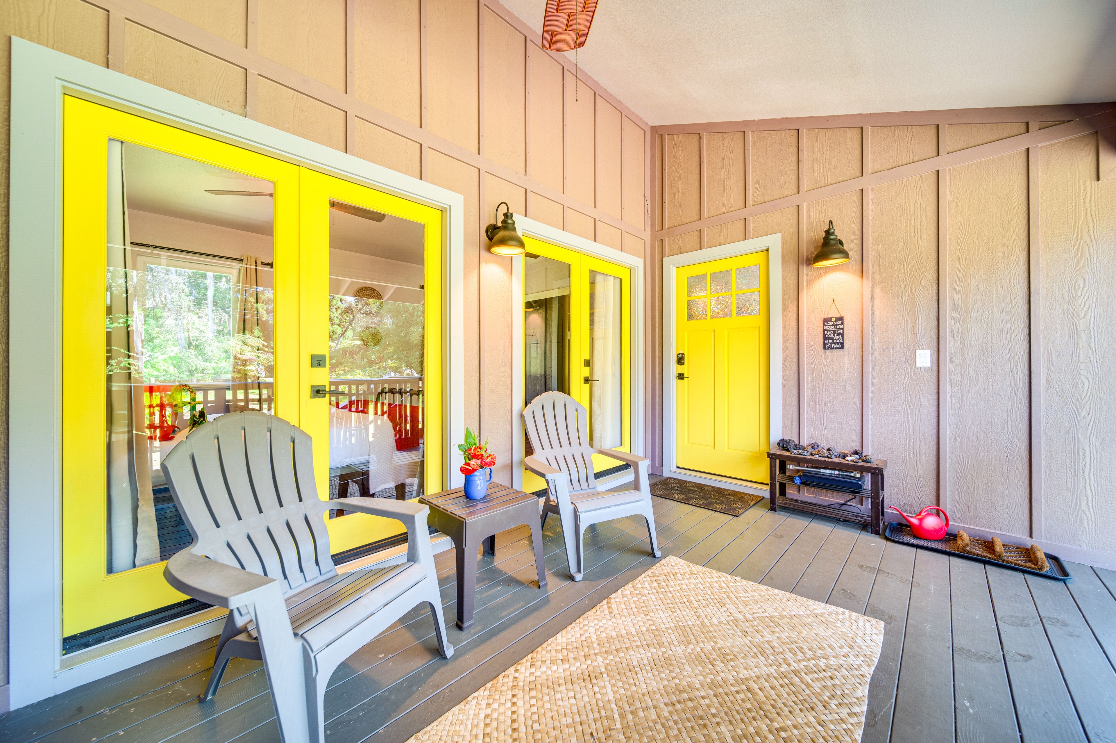 Front Porch | Private Entrance