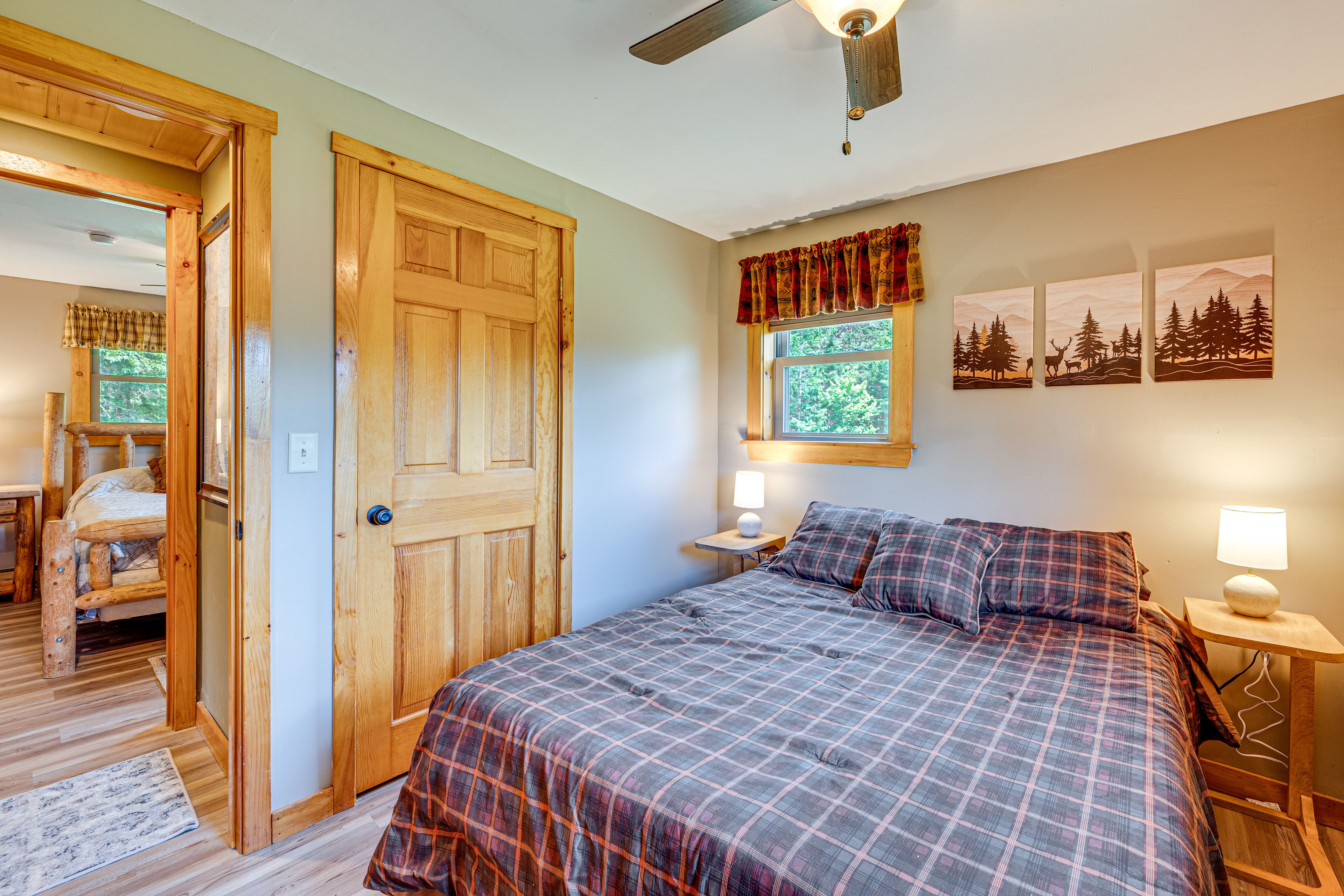 Bedroom 2 | Main Level | Queen Bed