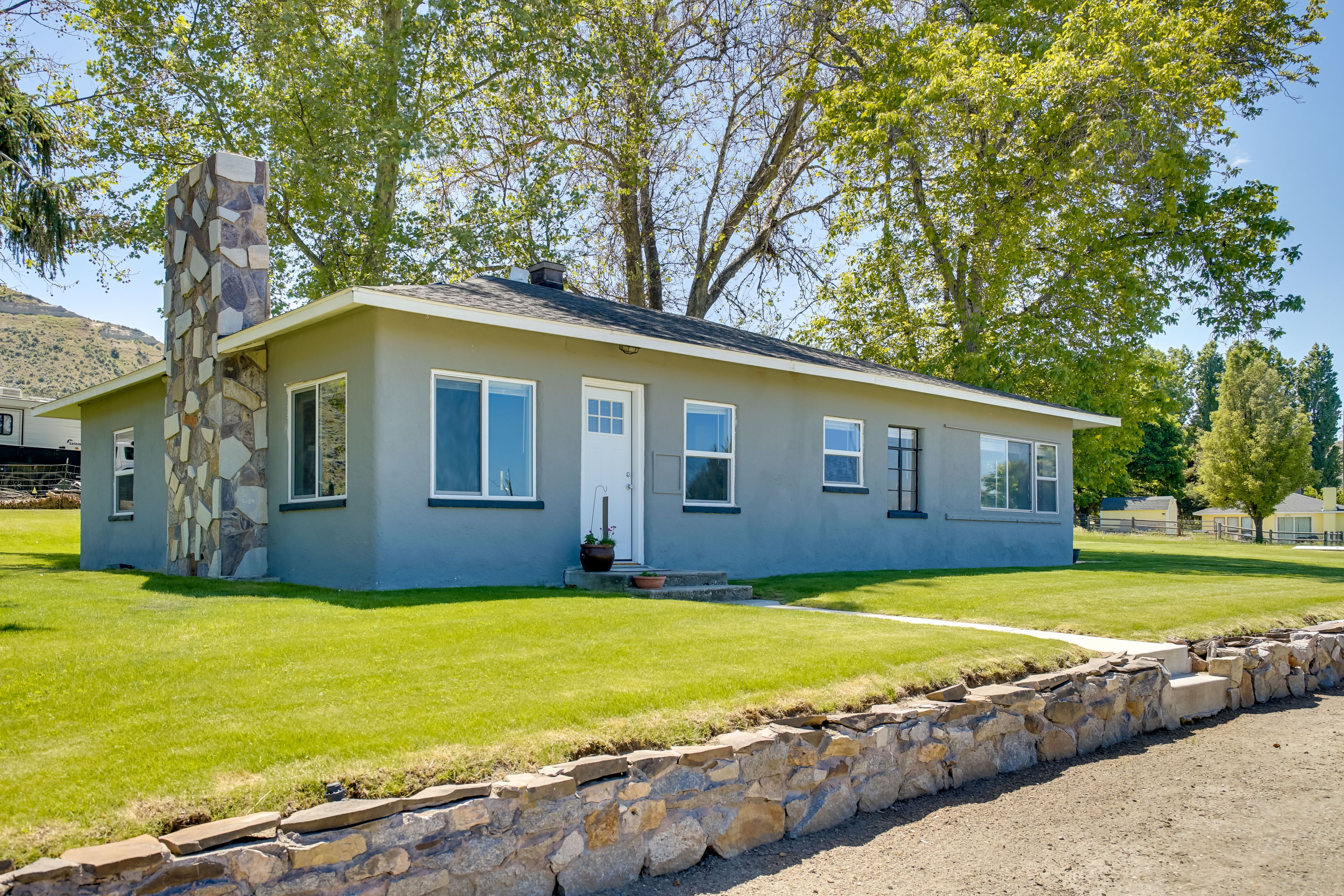 Exterior | Keyless Entry