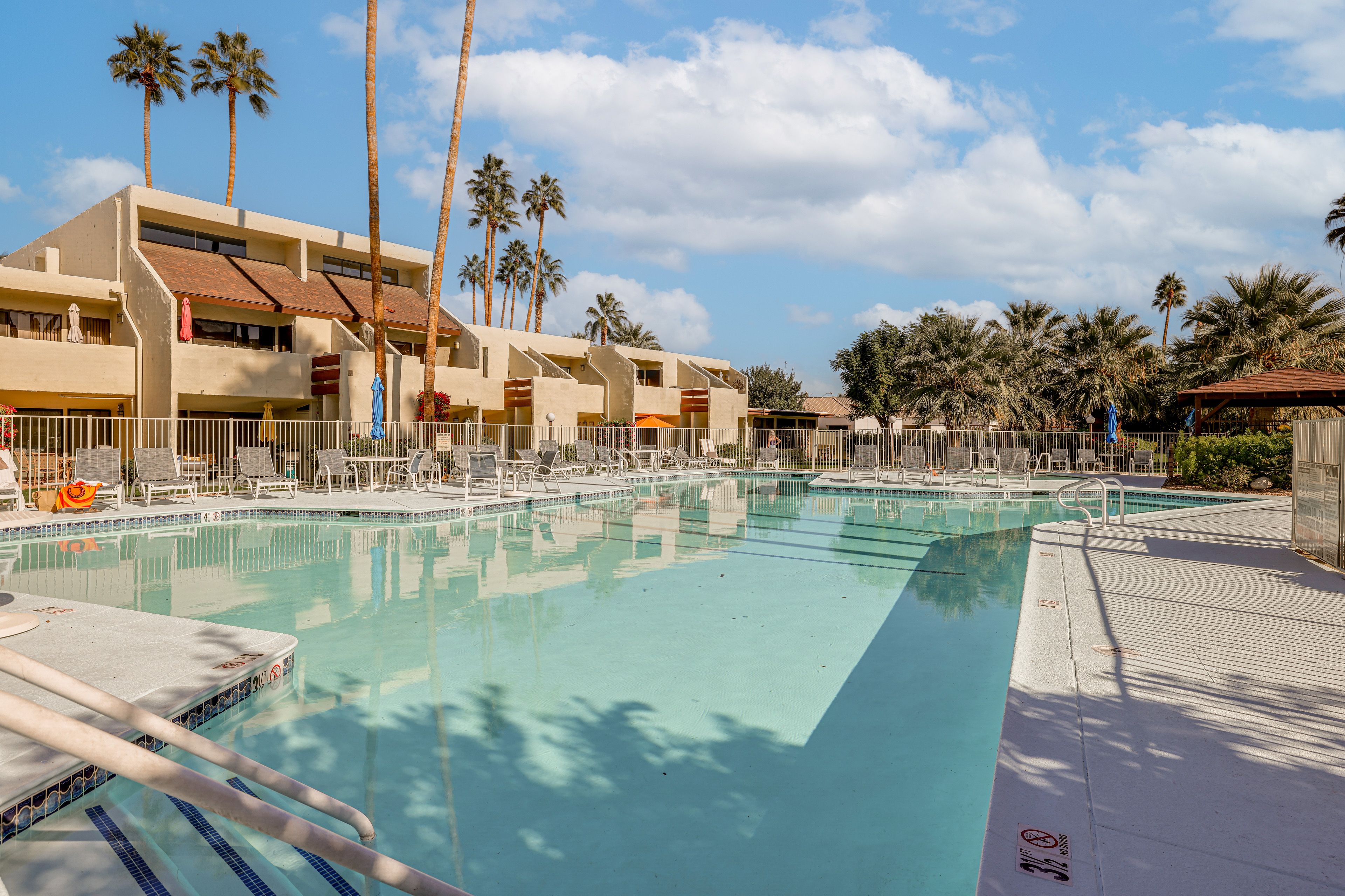 Community Amenities | Pool Area | Tennis Courts