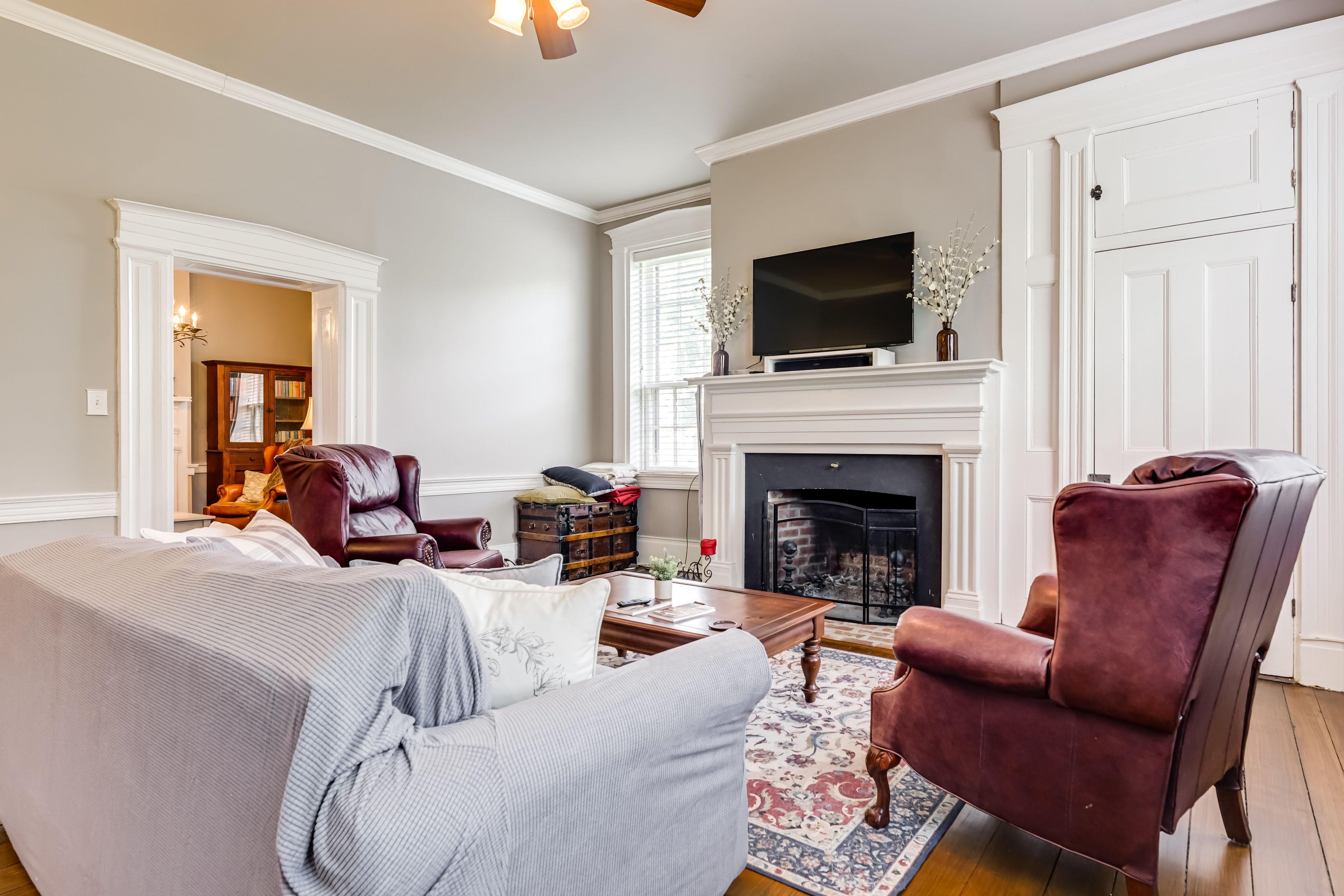 Living Room 1 | 1st Floor | Smart TV