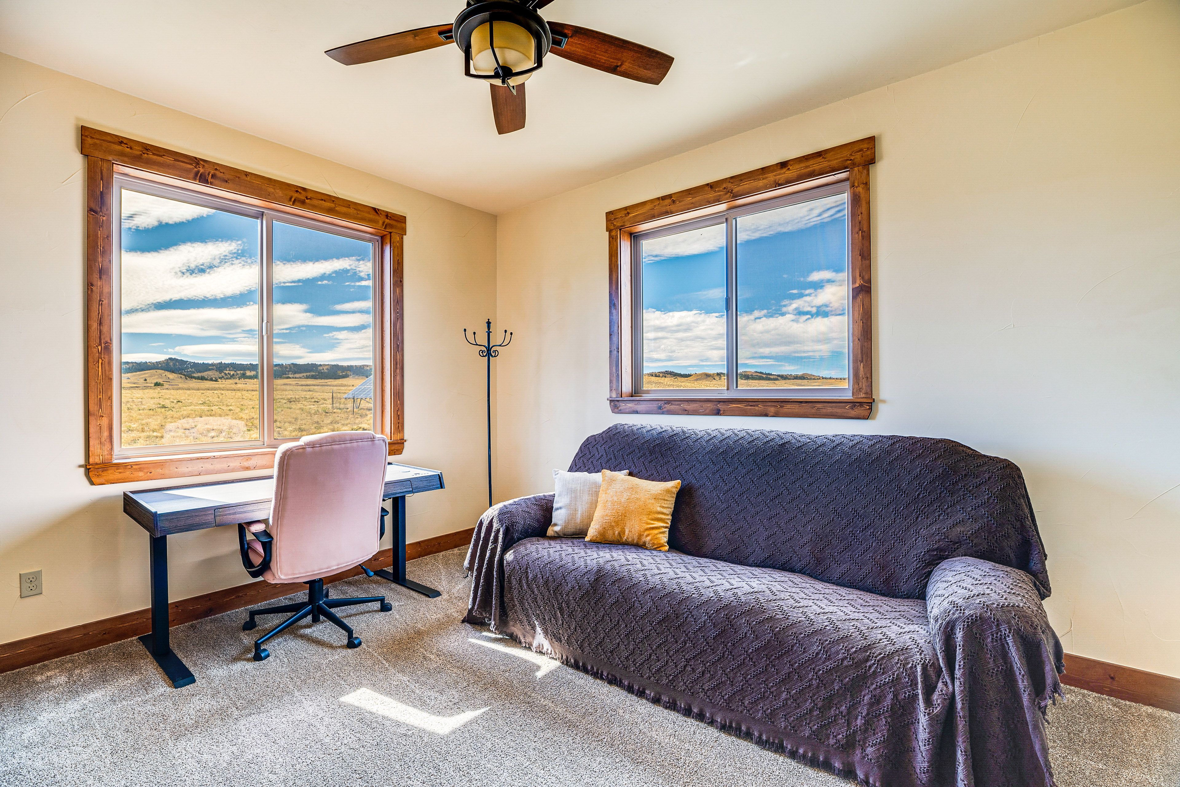 Bedroom 3 | Full Sleeper Sofa | Laptop Workspace | Flat-Screen TV