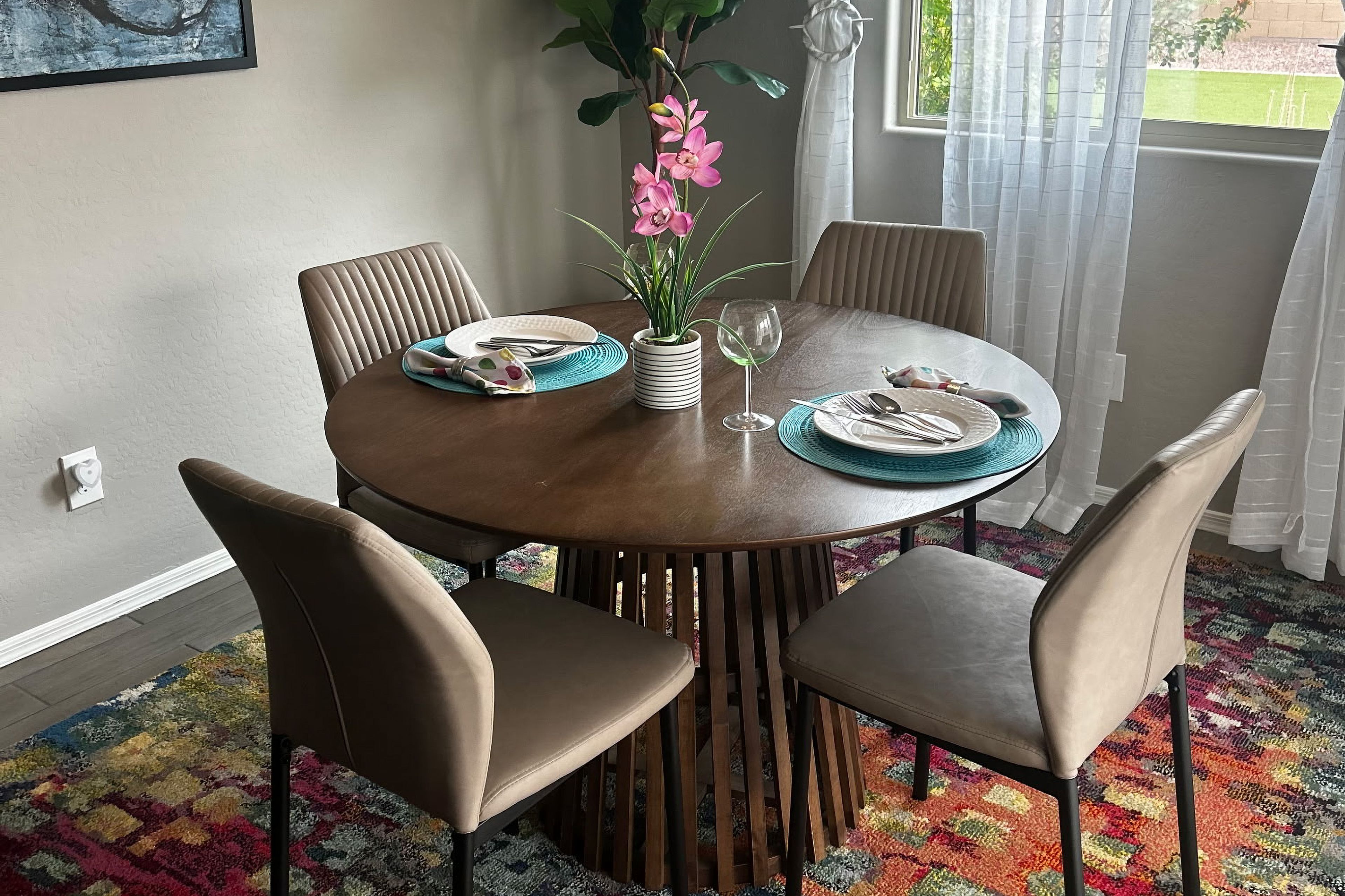 Dining Room | Dishware & Flatware Provided