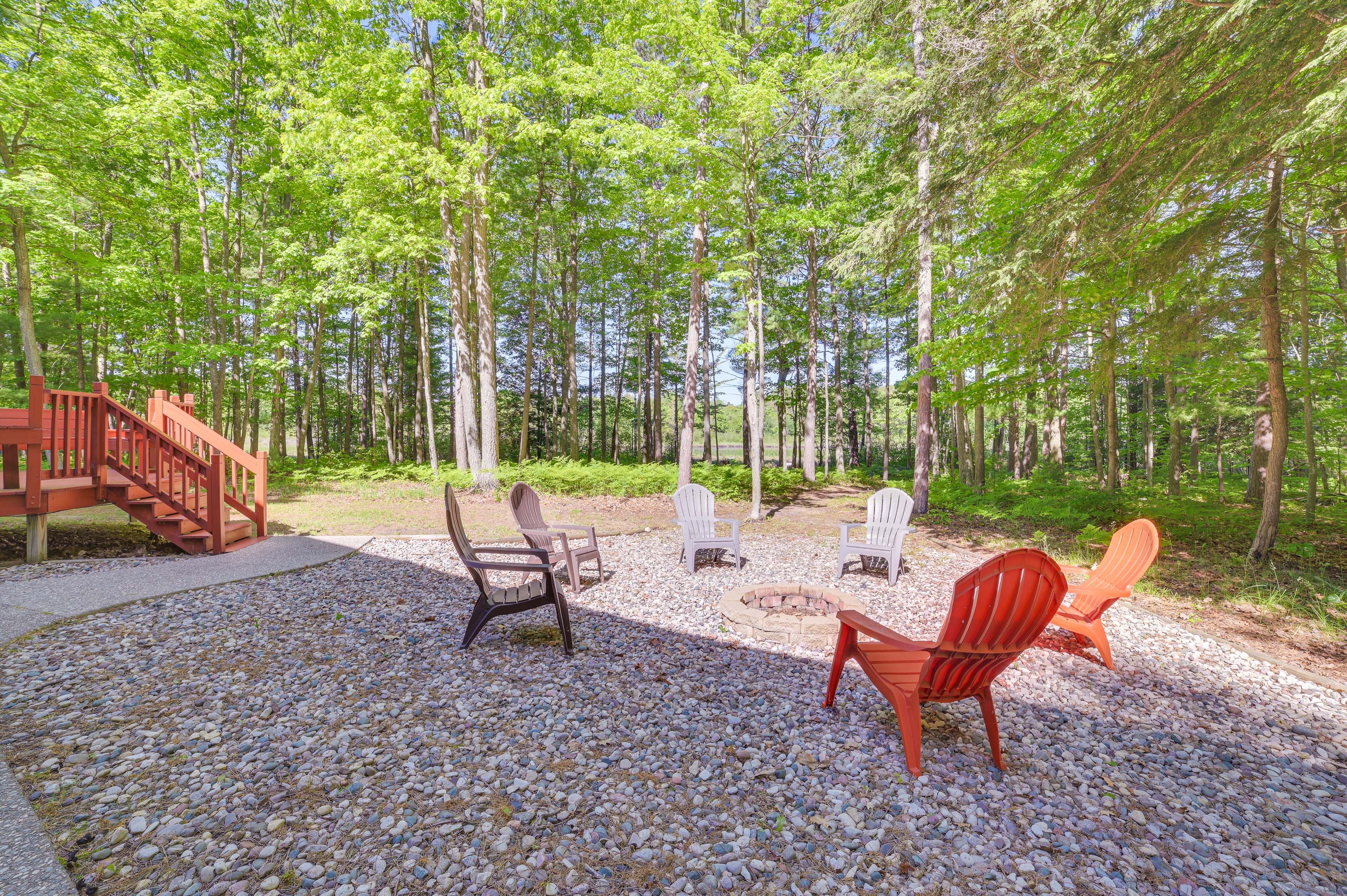 Fire Pit | Outdoor Seating
