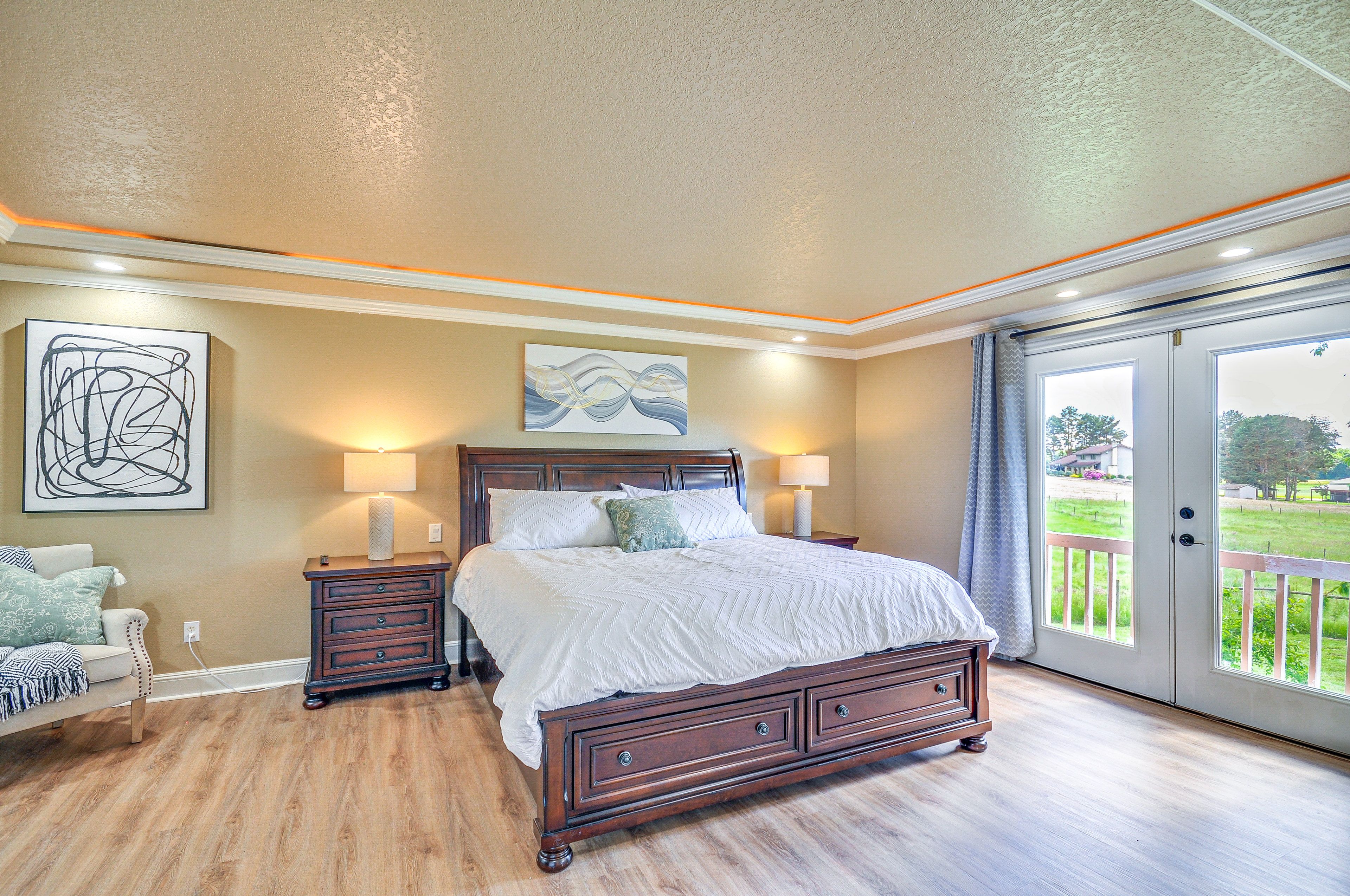 Bedroom 1 | King Bed | Walk-In Closet | Main Level
