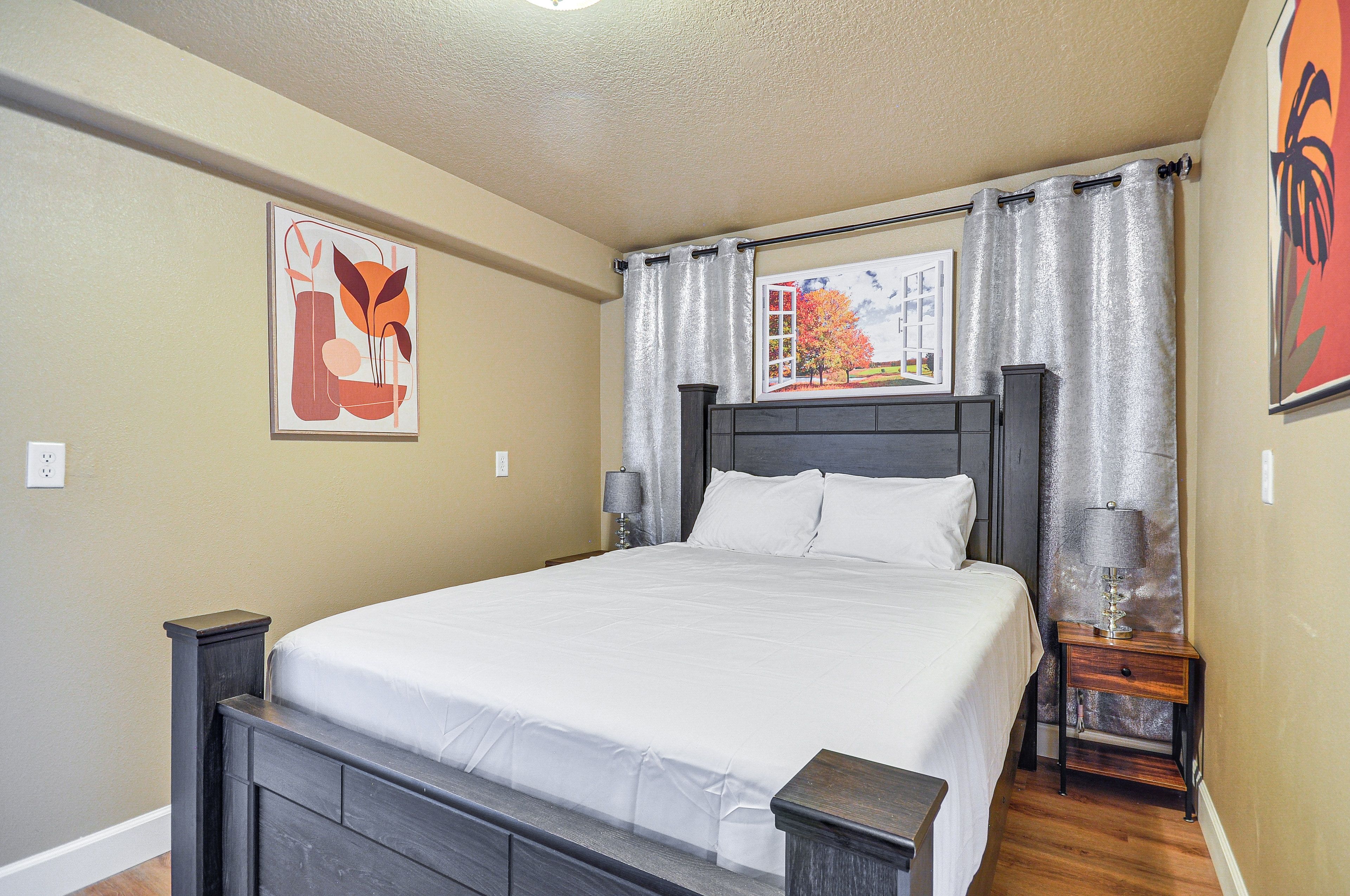Bedroom 5 (Access Via Bedroom 4) | Queen Bed | Lower Level
