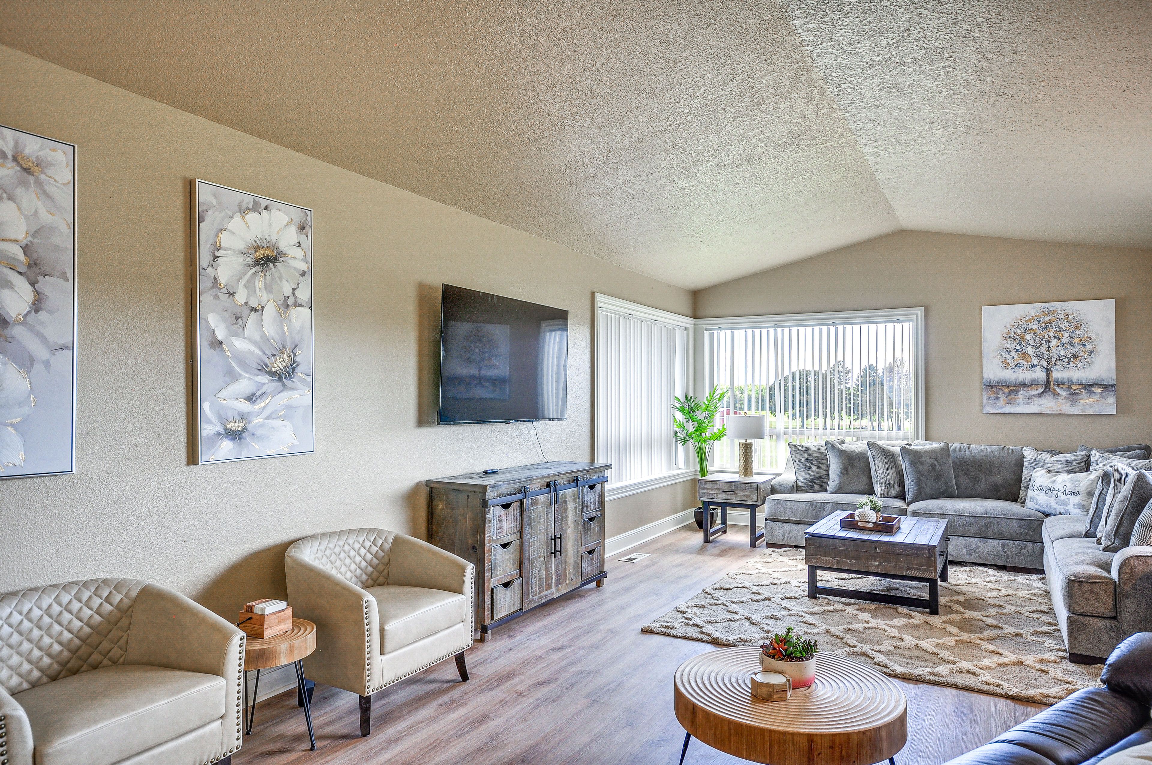 Living Room | Central Heating & A/C | Main Level