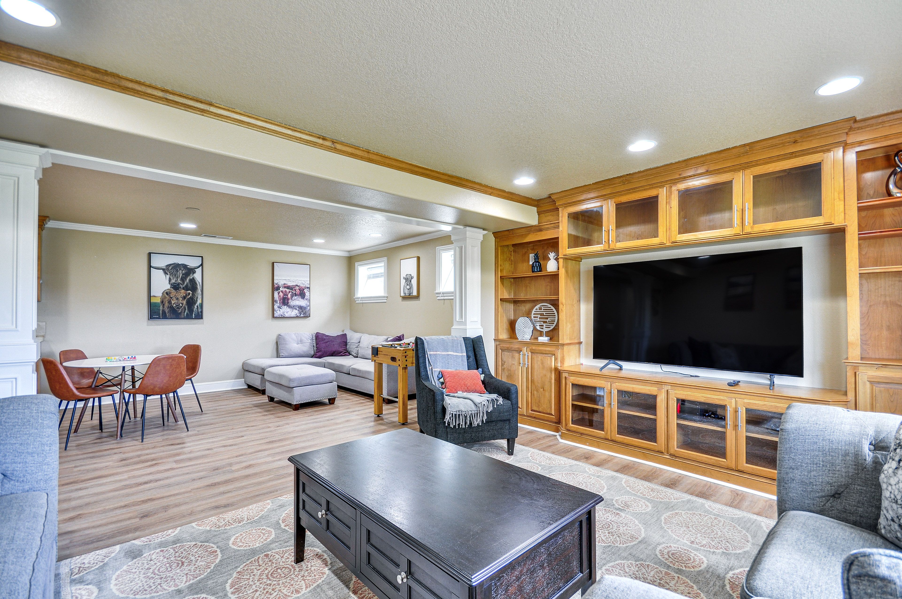 Living Room | Full Sleeper Sofa | Wet Bar | Main Level