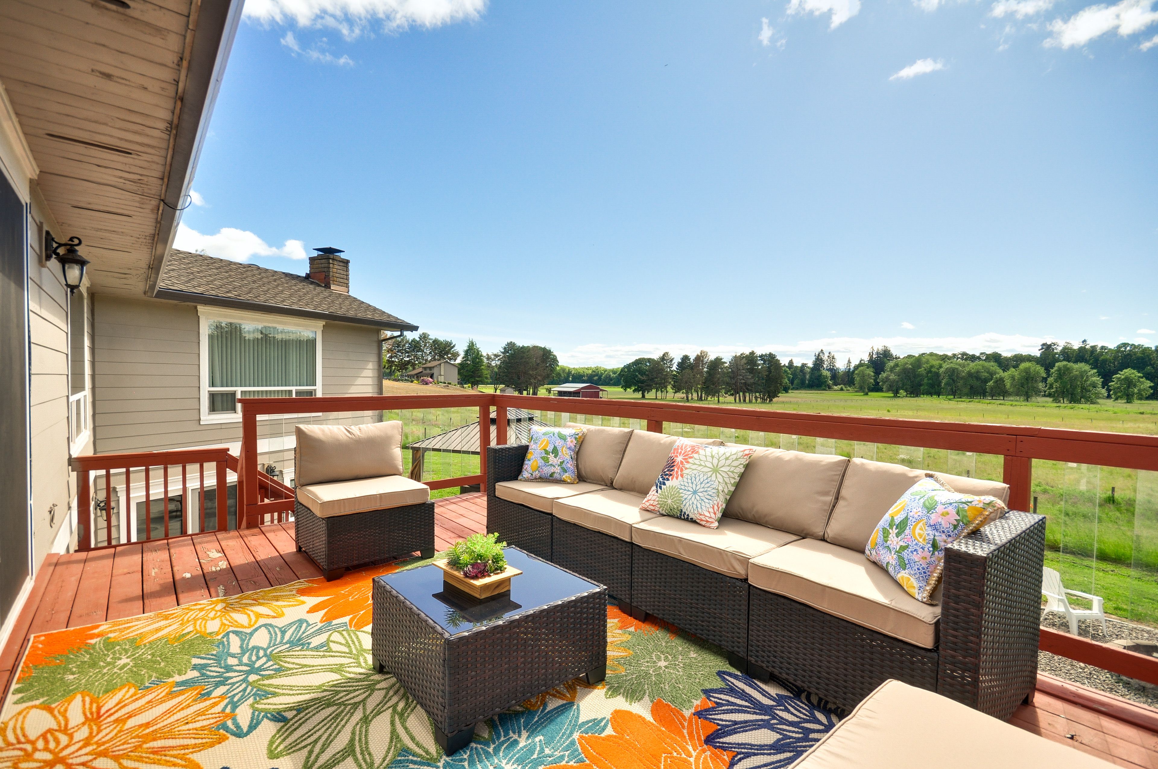 Deck | Lounge Furniture