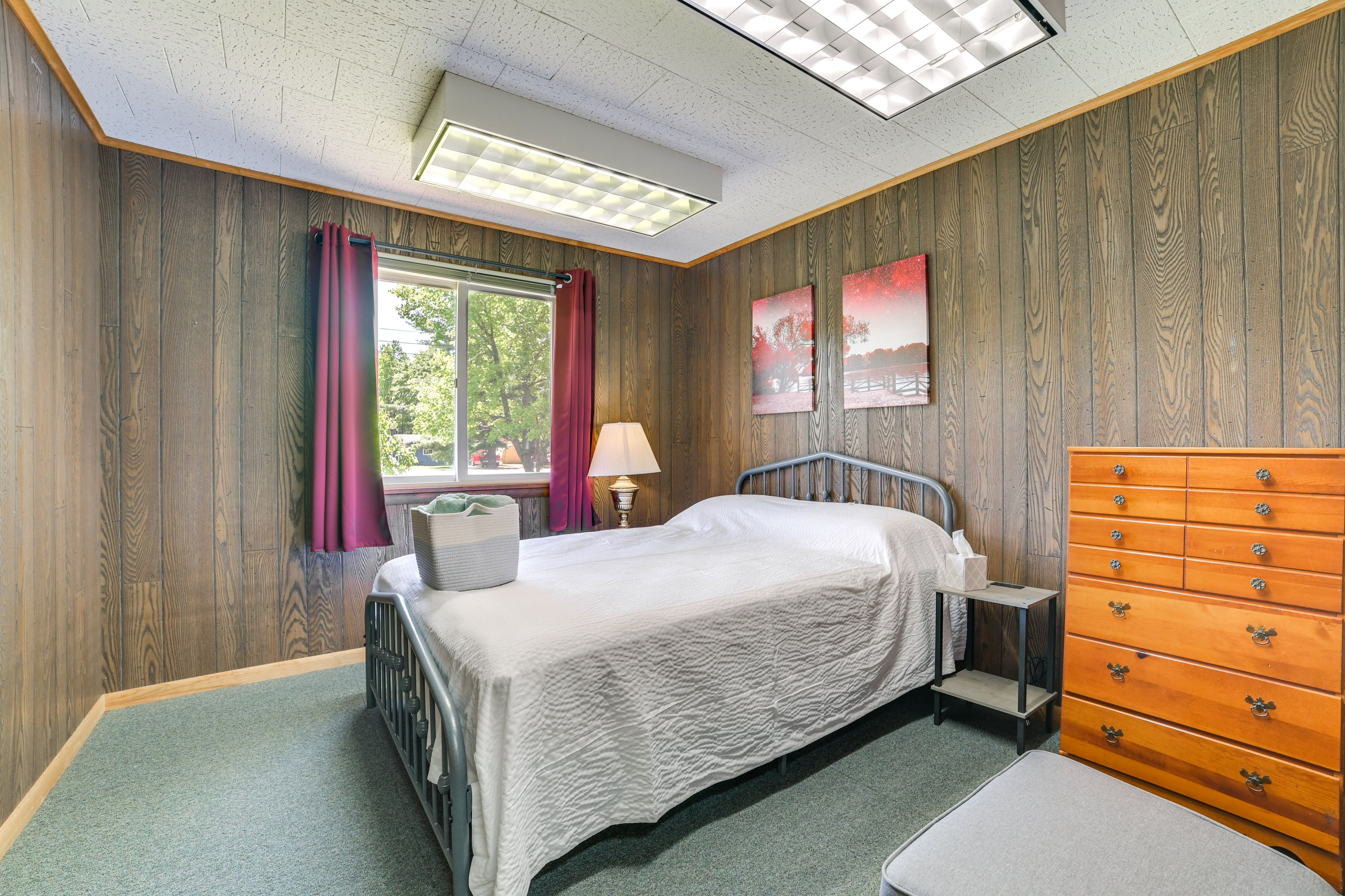Bedroom 4 | Queen Bed