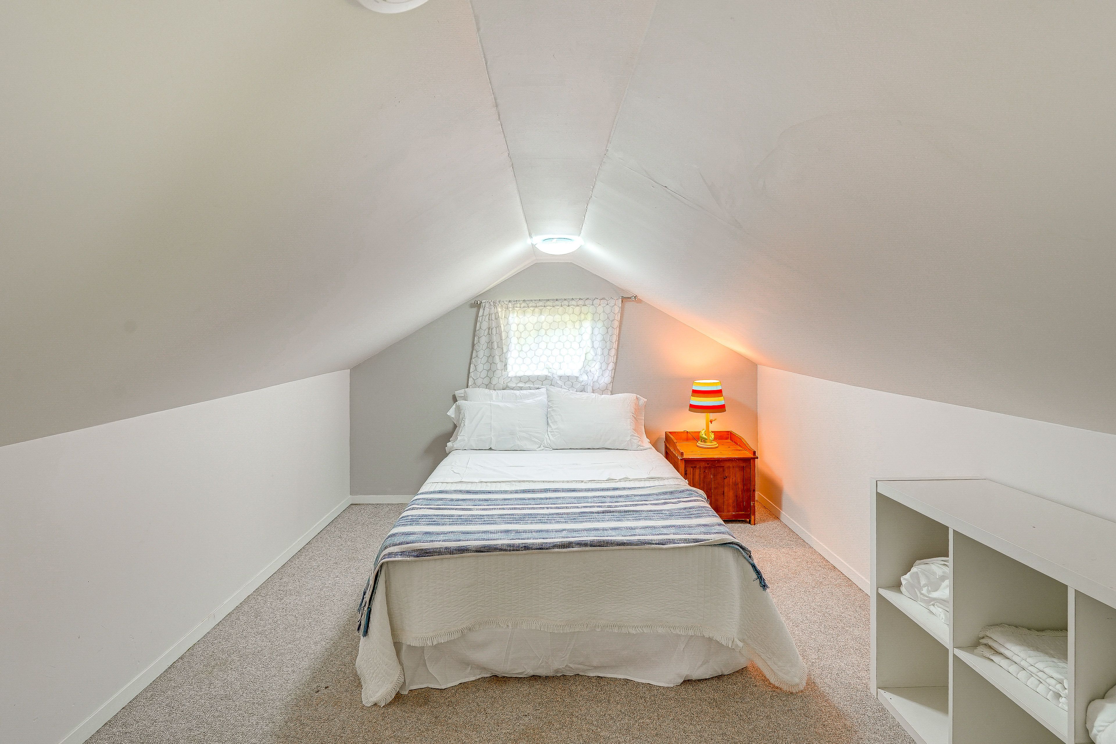 Bedroom 3 | Full Bed | 2nd Floor