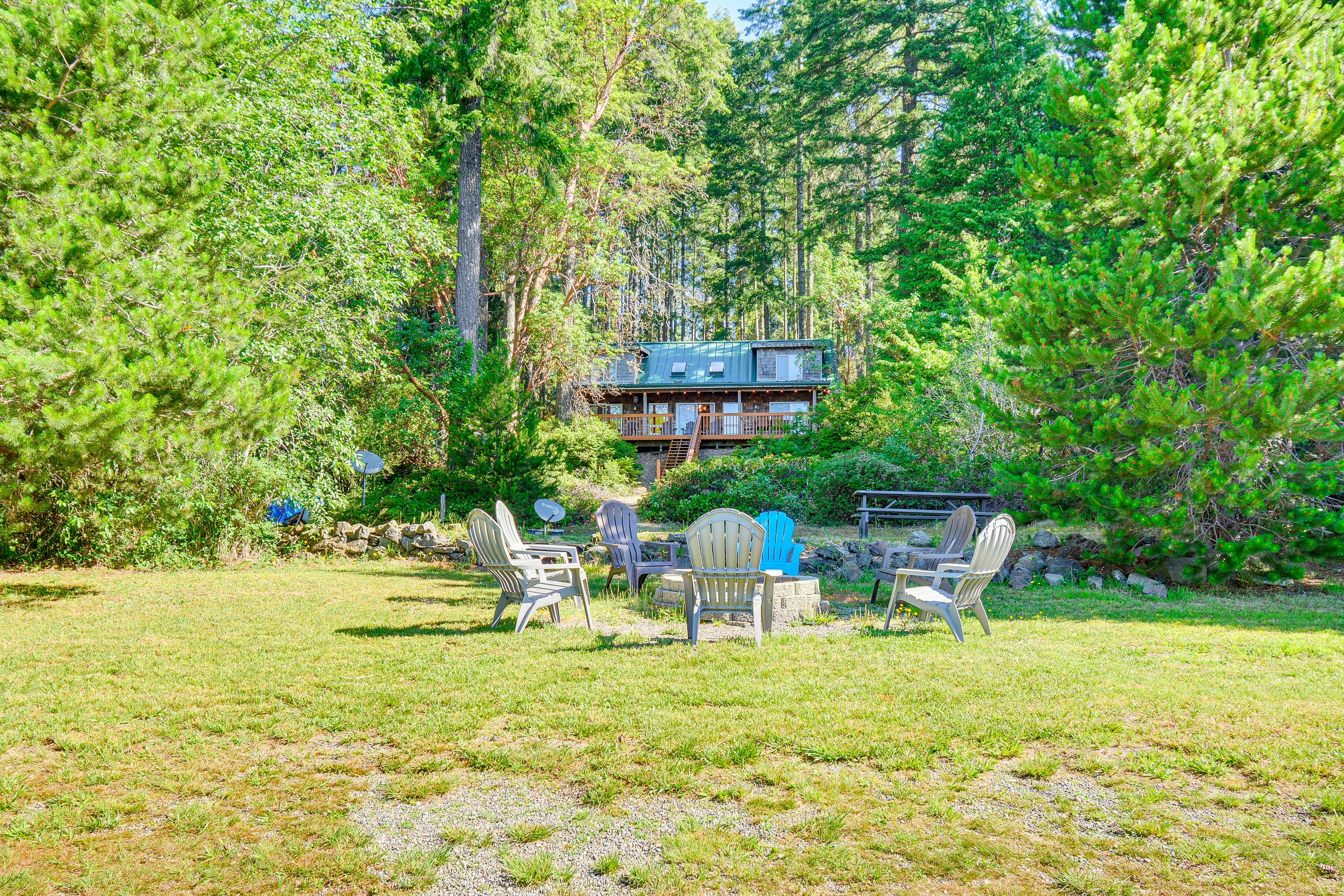 Private Backyard Area | 2-Story Cabin | Steps to Carney Lake