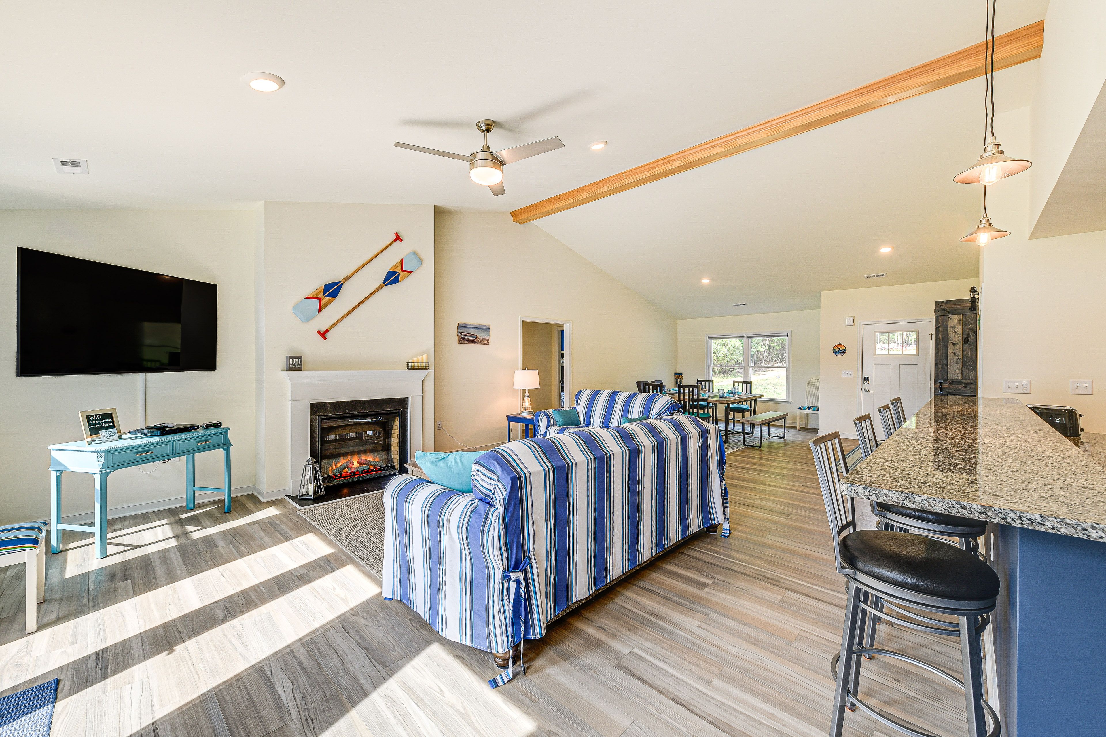 Living Area | Electric Fireplace | Flat-Screen TV w/ Cable | Board Games