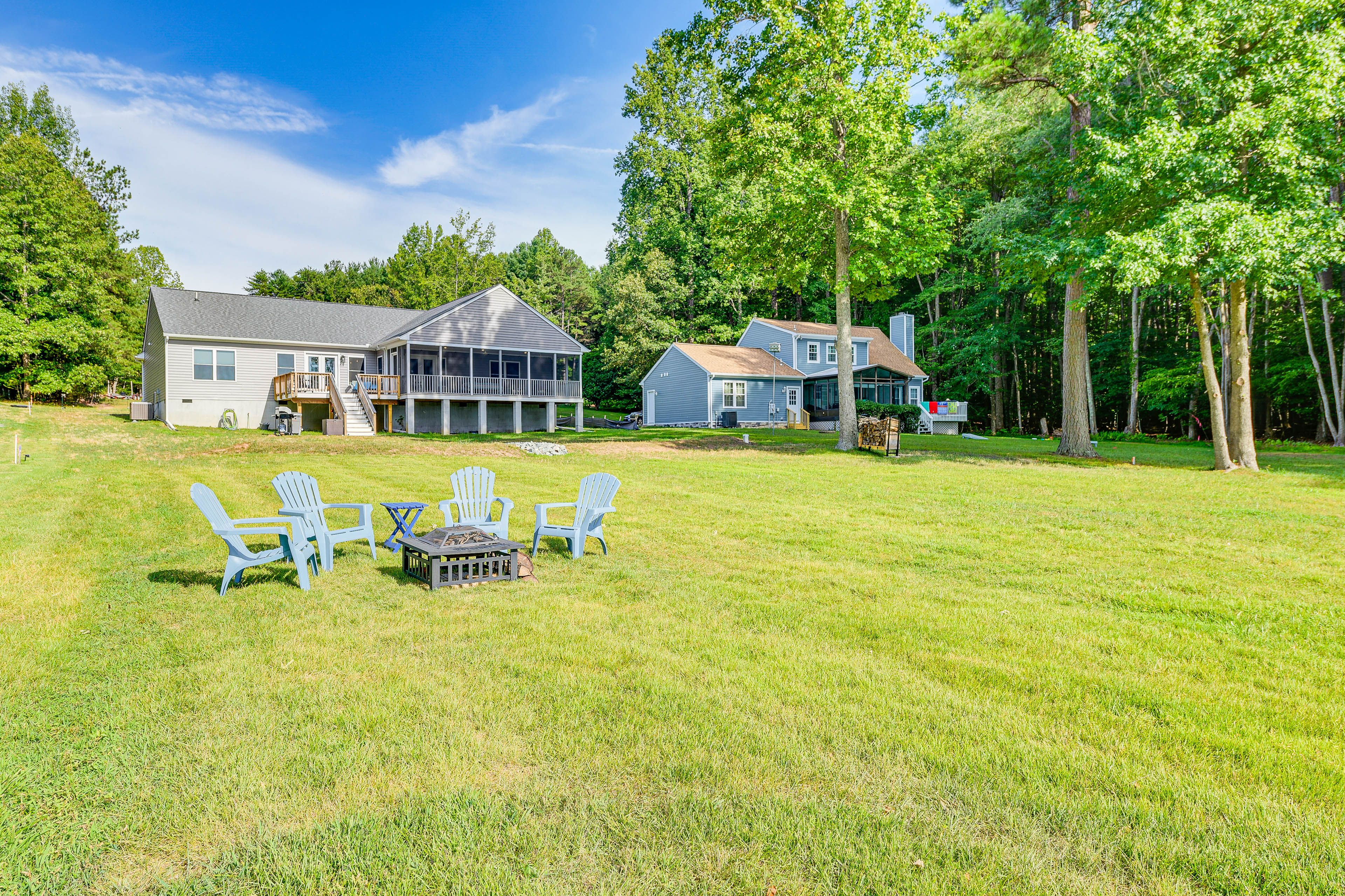 House Exterior | Outdoor Fire Pit