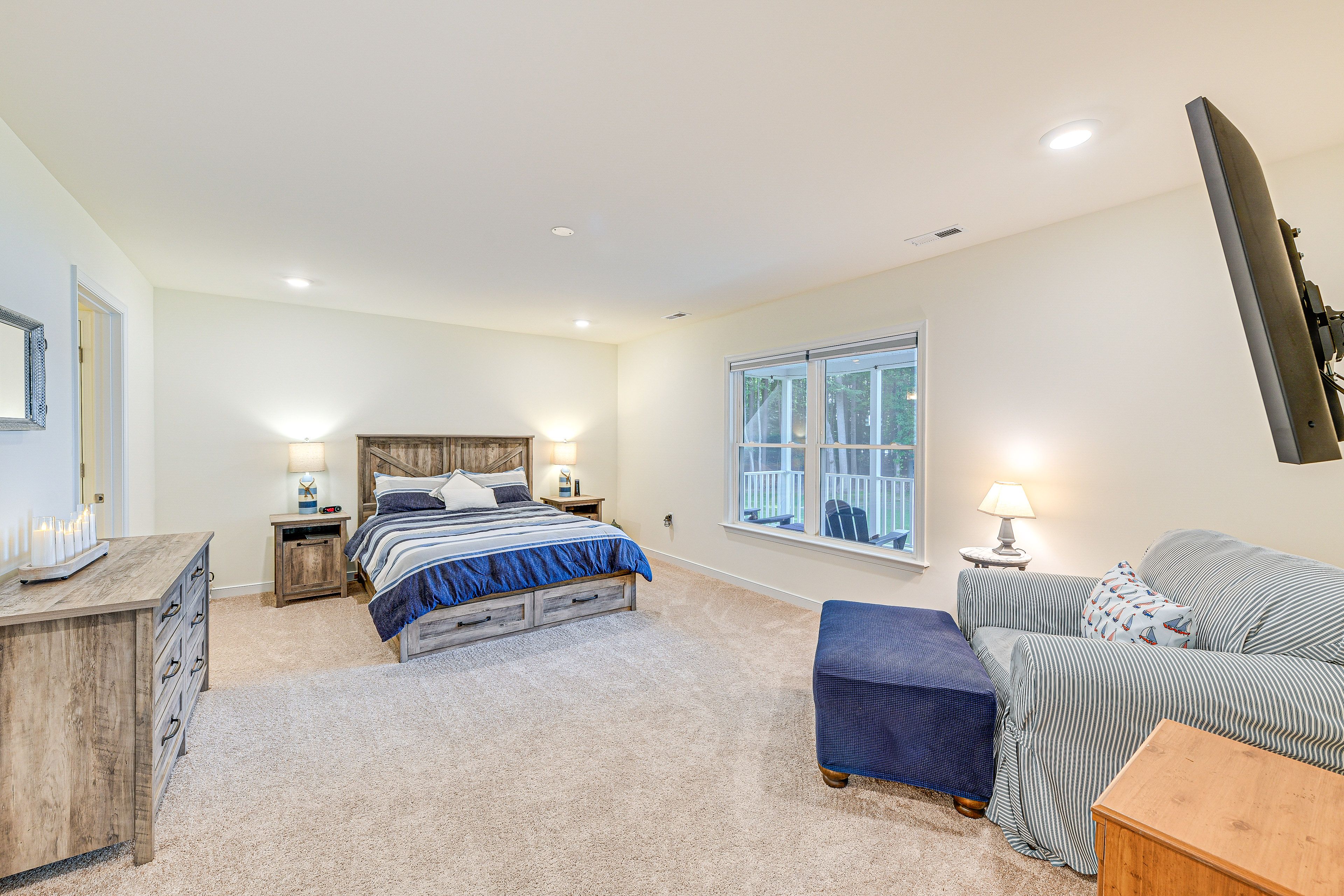 Bedroom 1 | Primary Bedroom | Queen Bed | Flat-Screen TV w/ Cable