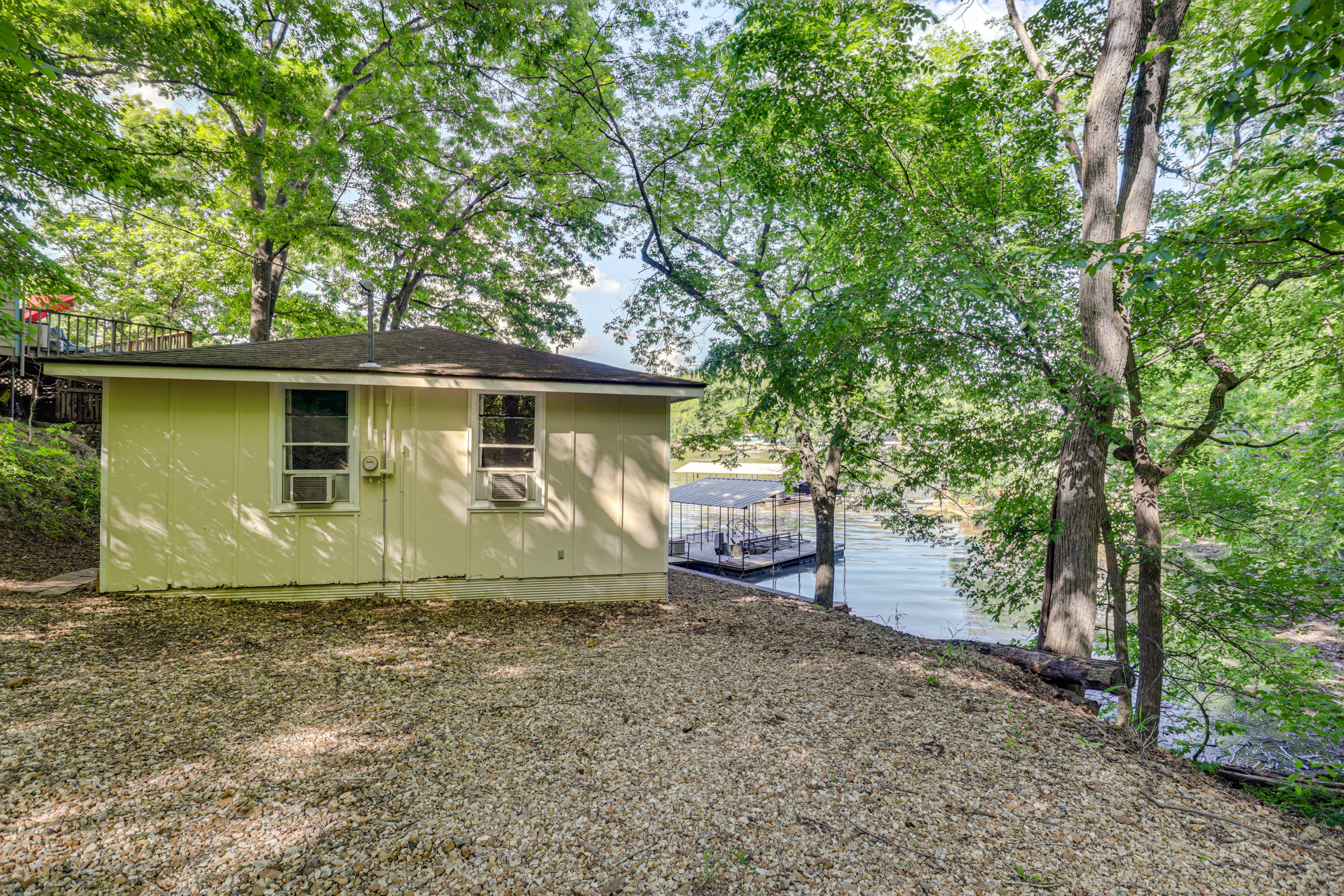 Parking | Shared Driveway (2 Vehicles) | Boat Trailer Parking (Upon Request)