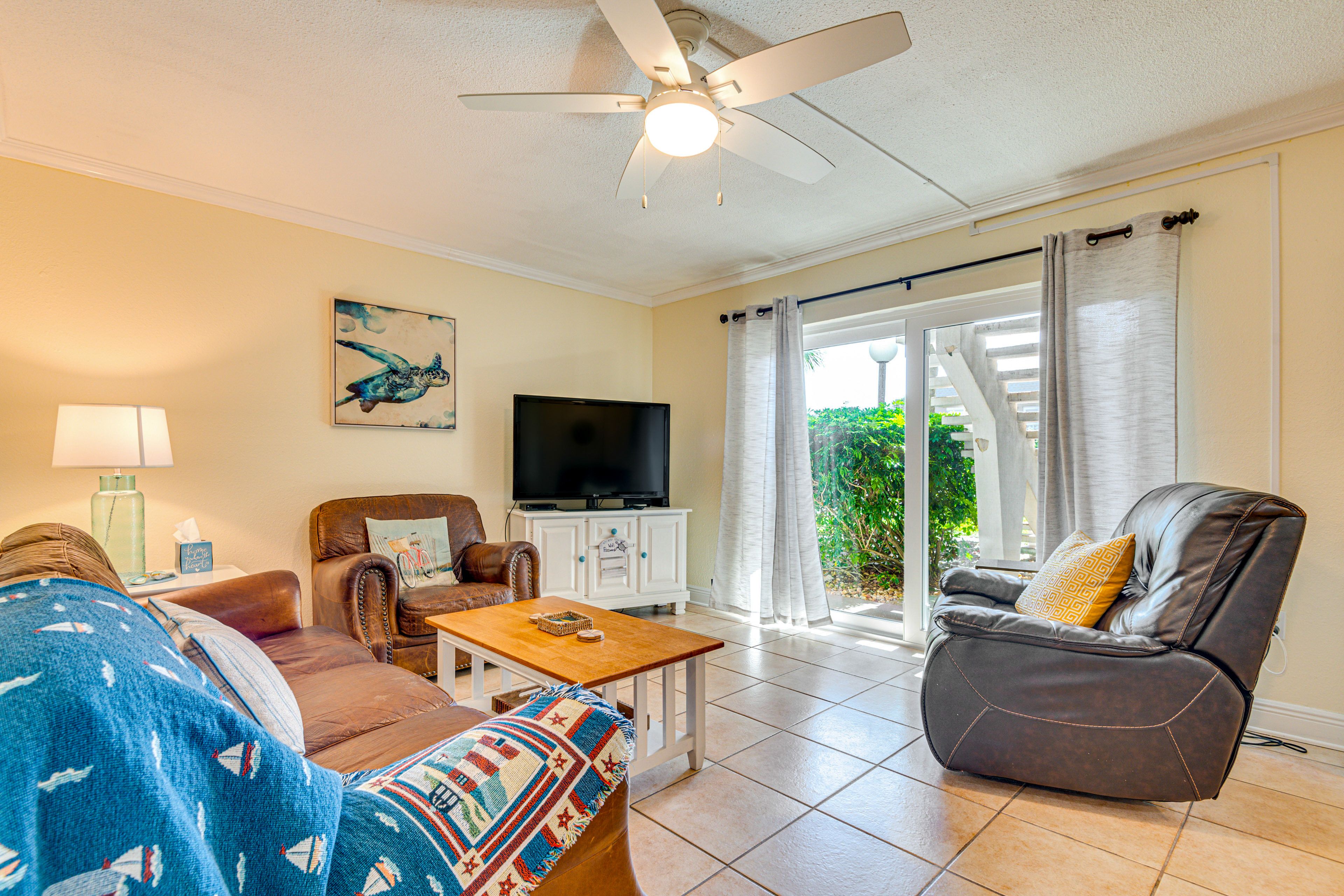 Cocoa Beach Vacation Rental | 2BR | 1BA | 750 Sq Ft | 1 Step Required