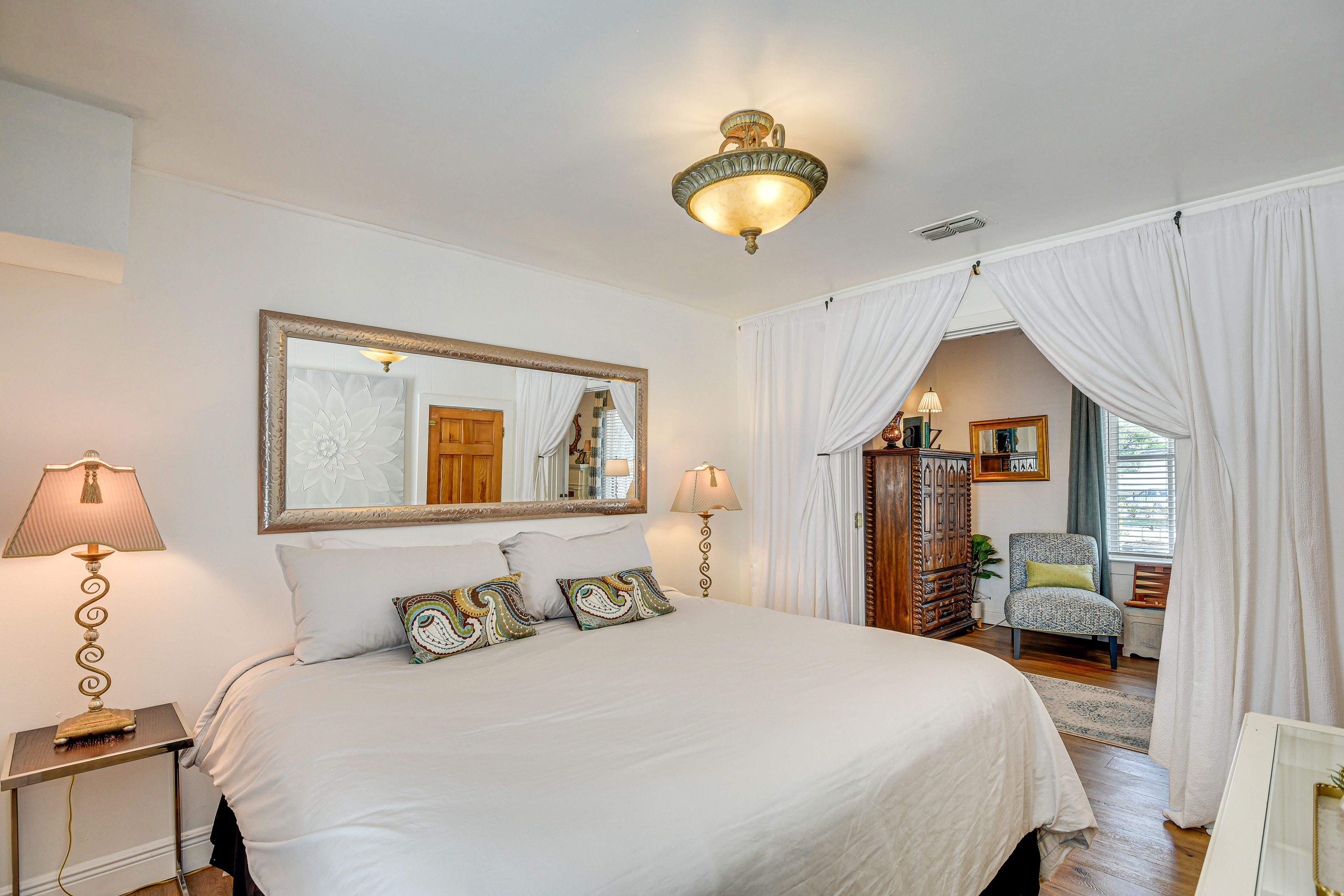Bedroom 1 | King Bed | Linens Provided