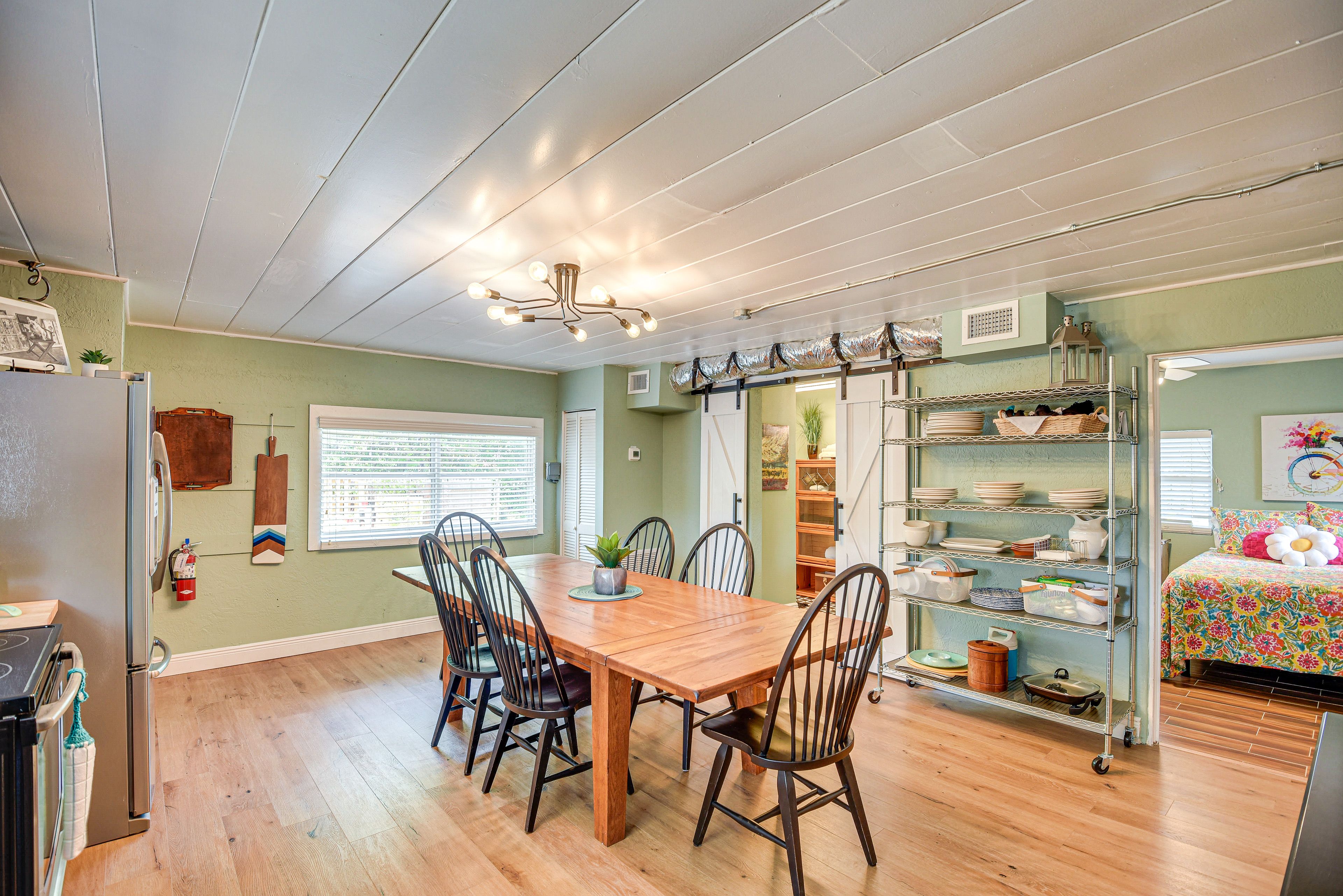 Kitchen/Dining Room
