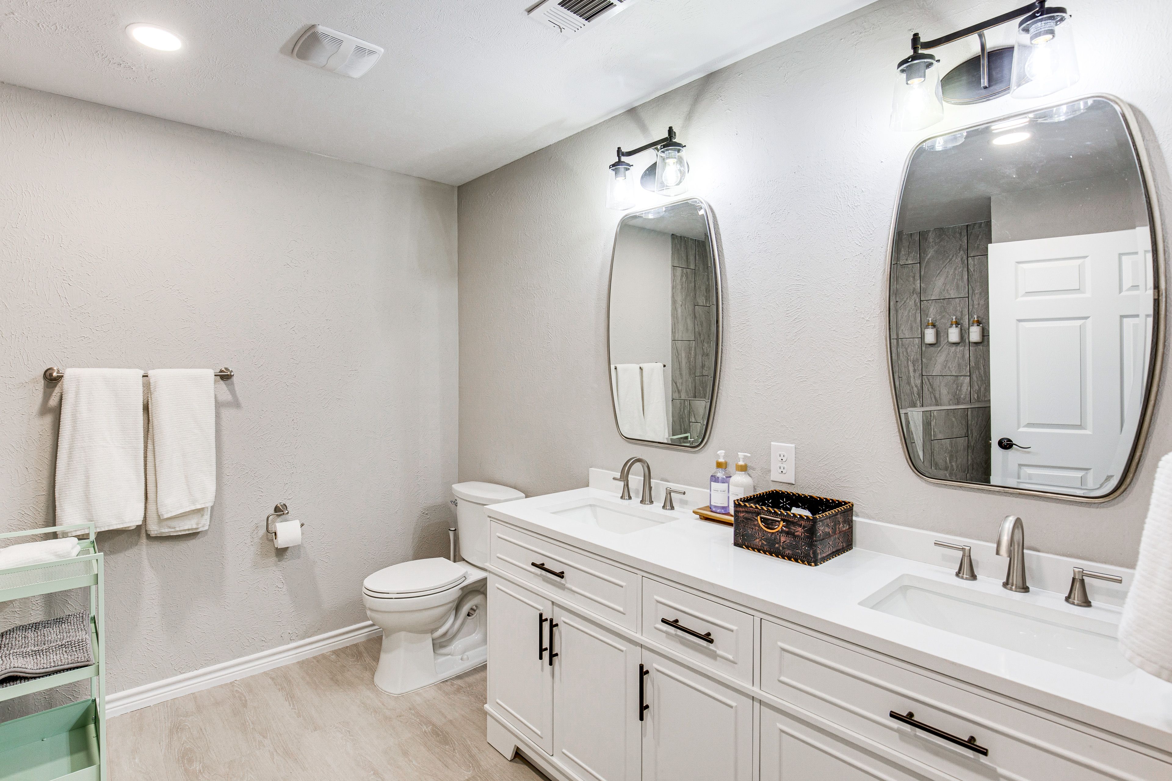 En-Suite Bathroom | Towels | Hair Dryer