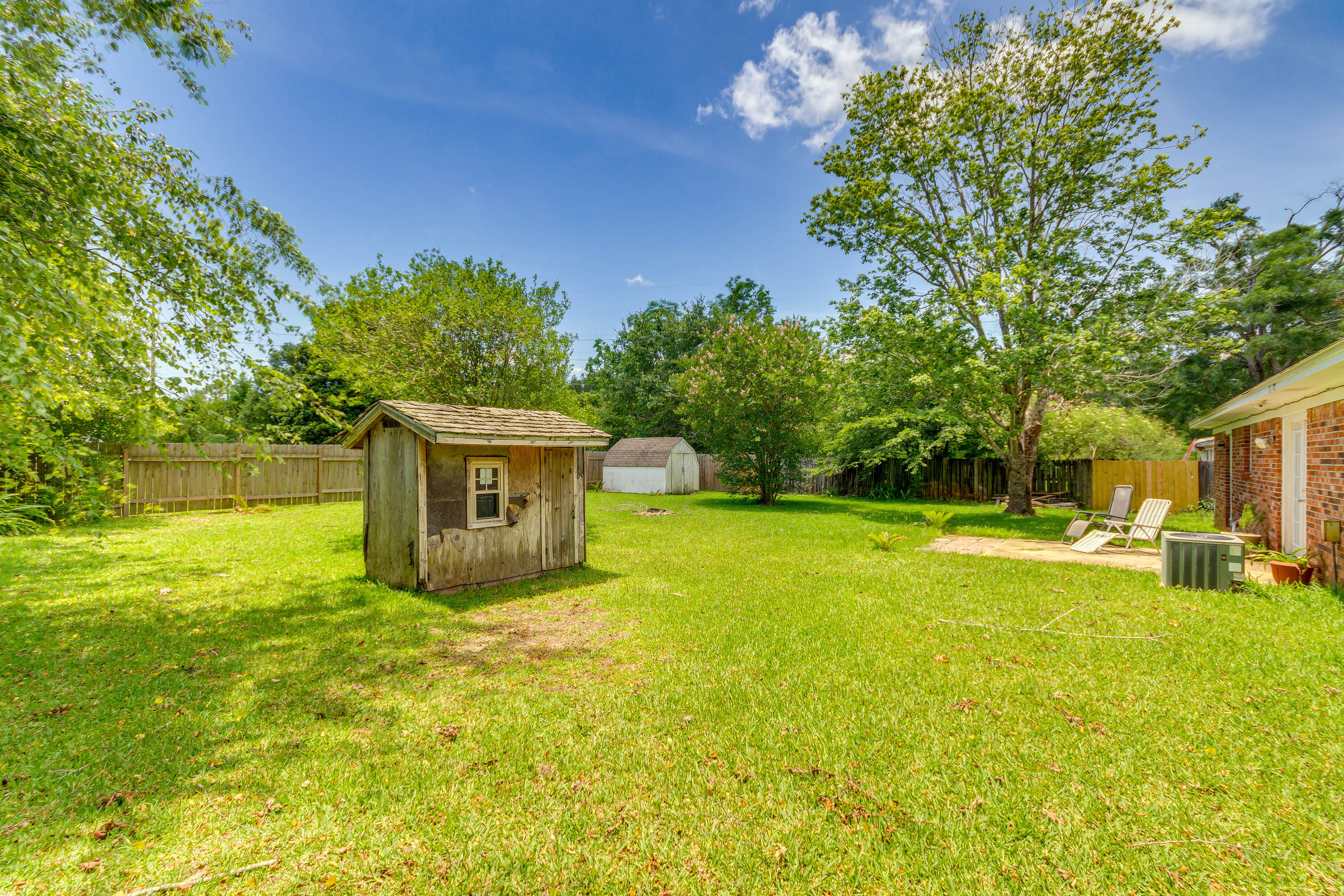 Fenced-In Yard
