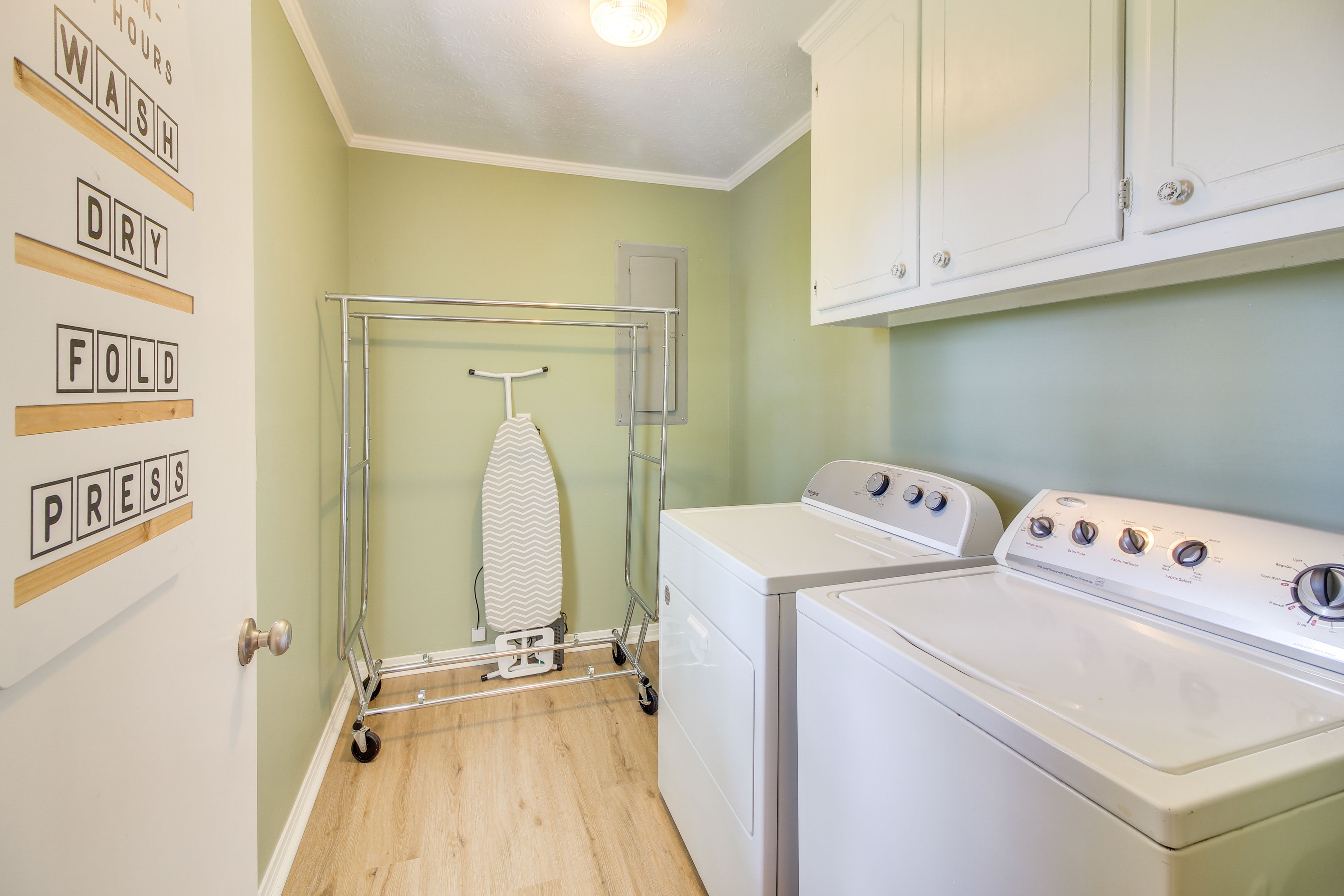 Laundry Area | Washer/Dryer | Iron/Board