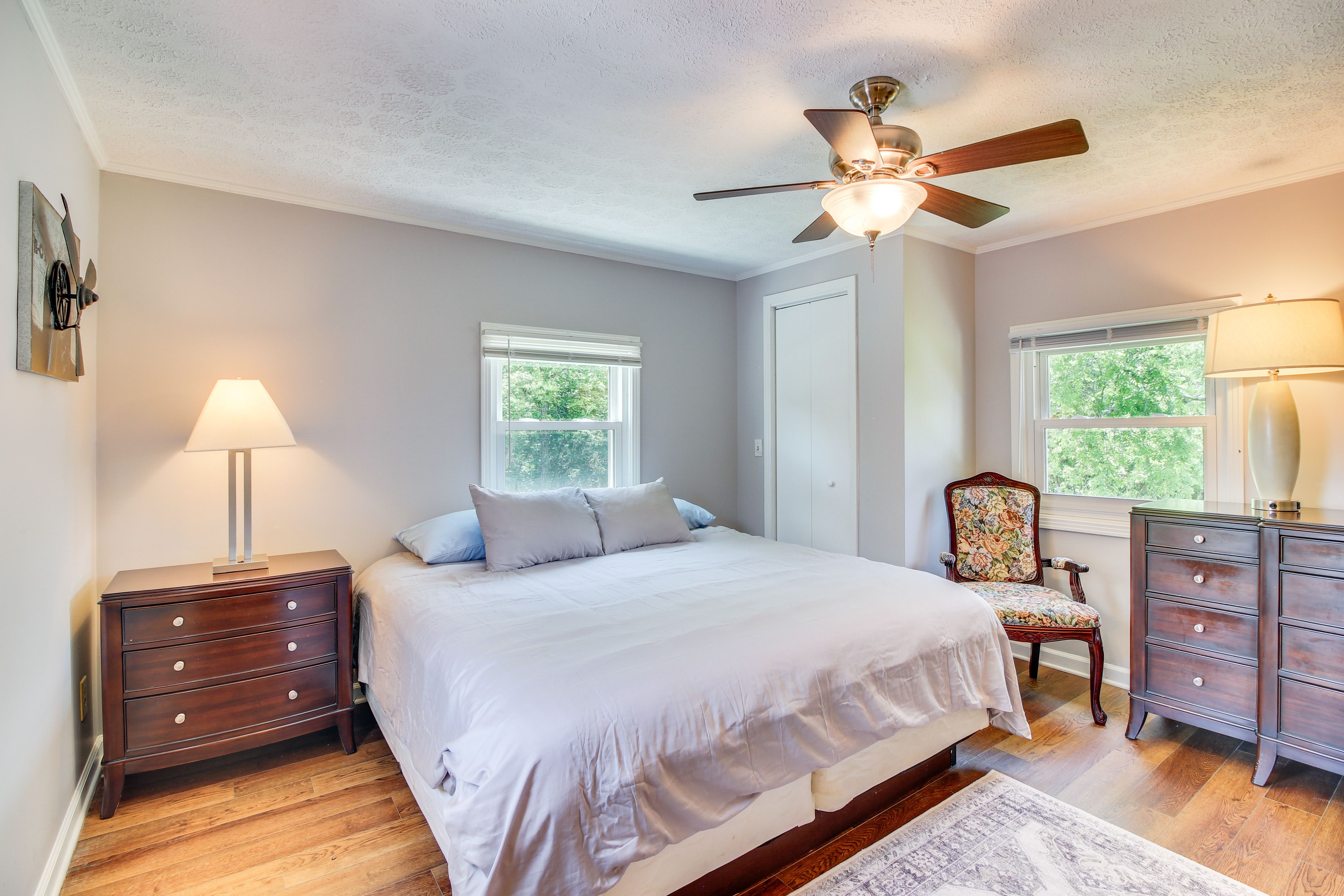 Bedroom 1 | King Bed | Linens Provided | En-Suite | Desk