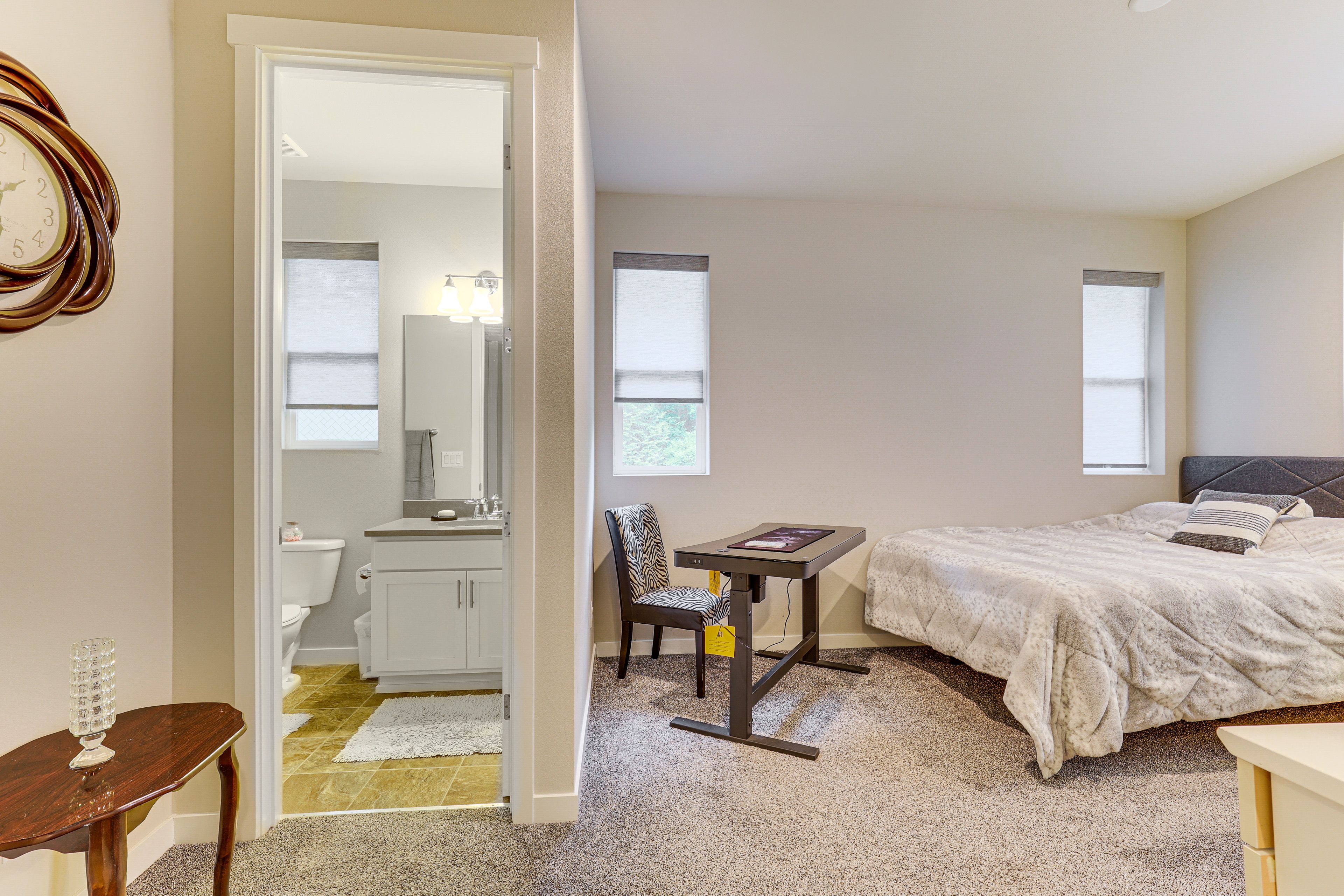 Bedroom 1 | Queen Bed | Twin Futon (Not Pictured) | Upper Level