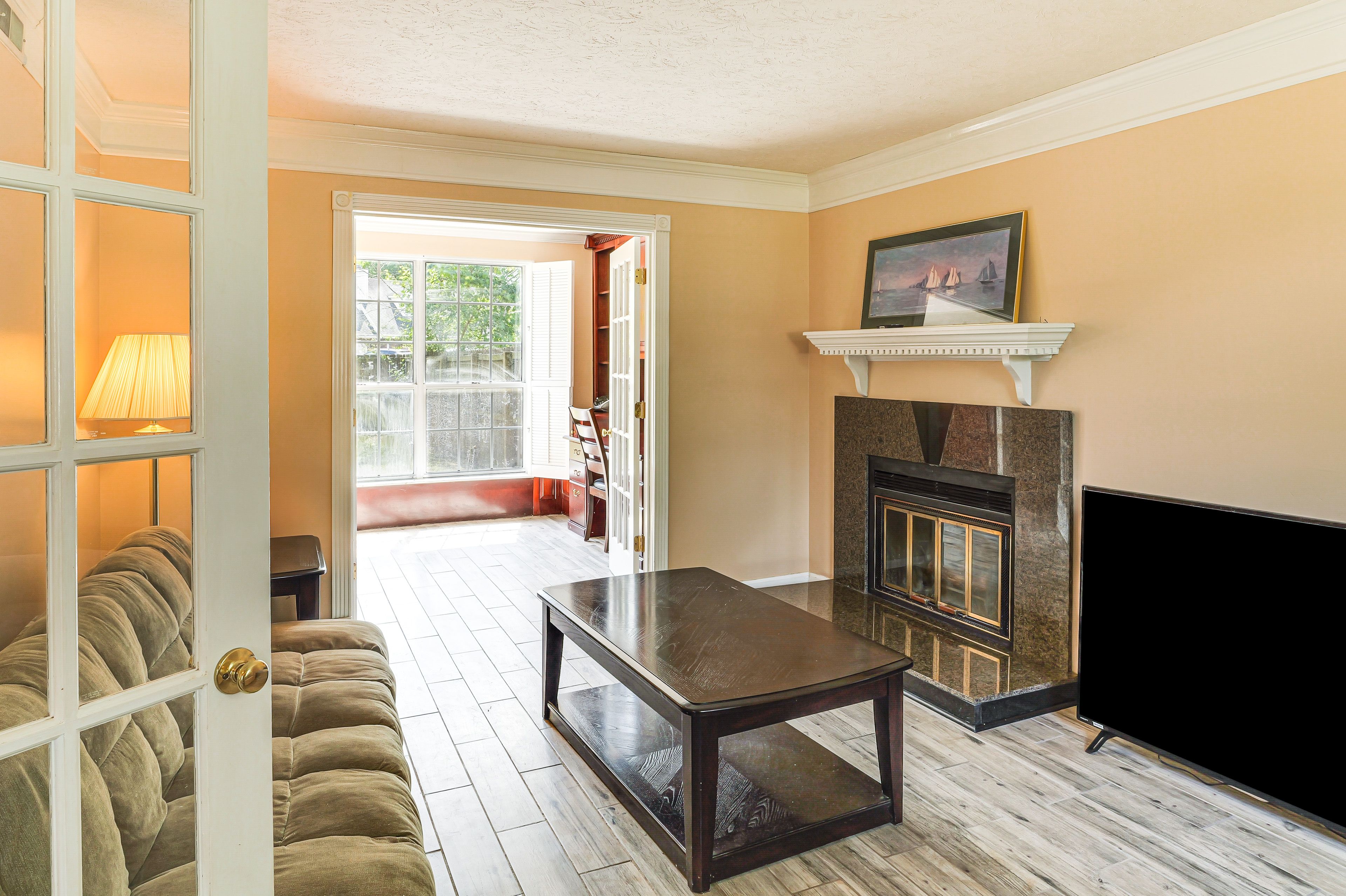Living Room | Fireplace | Smart TV | 1st Floor