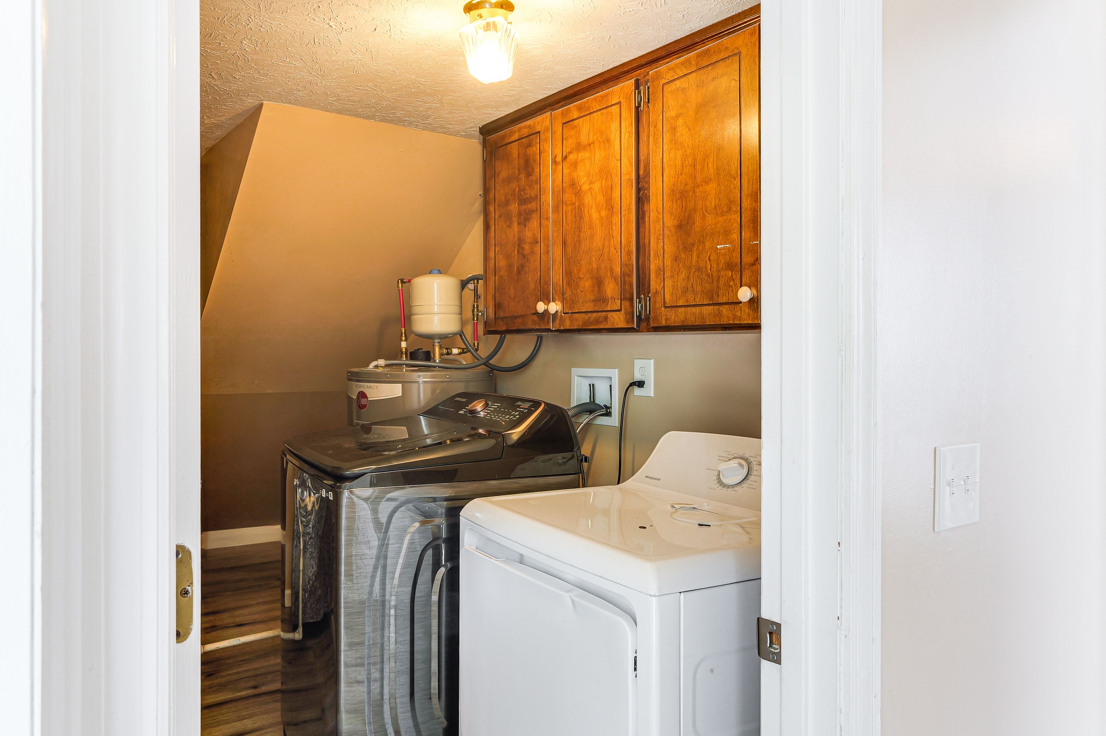 Washer + Dryer