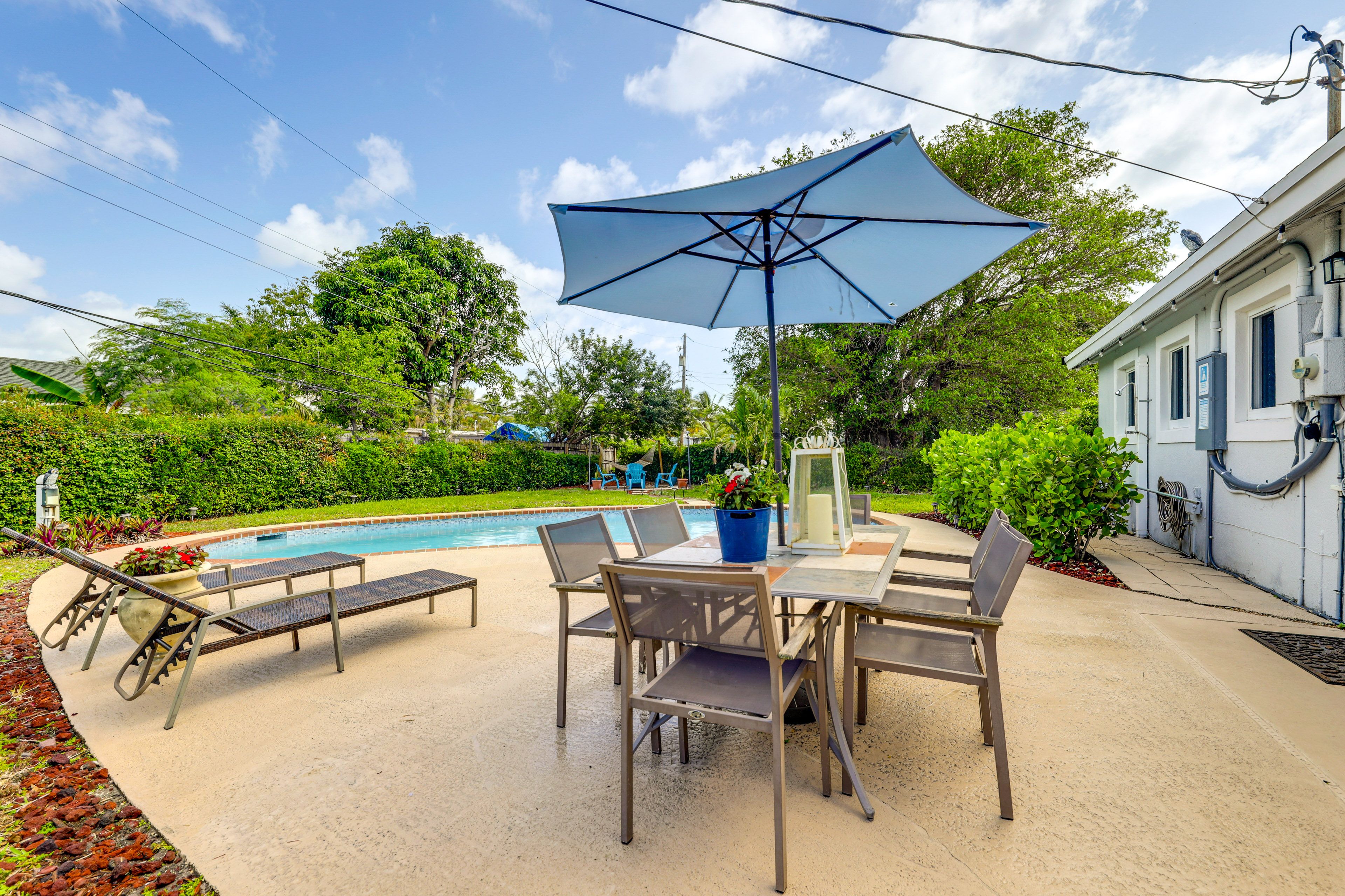Lake Worth Vacation Rental | 3BR | 2BA | Steps Required | 1,242 Sq Ft