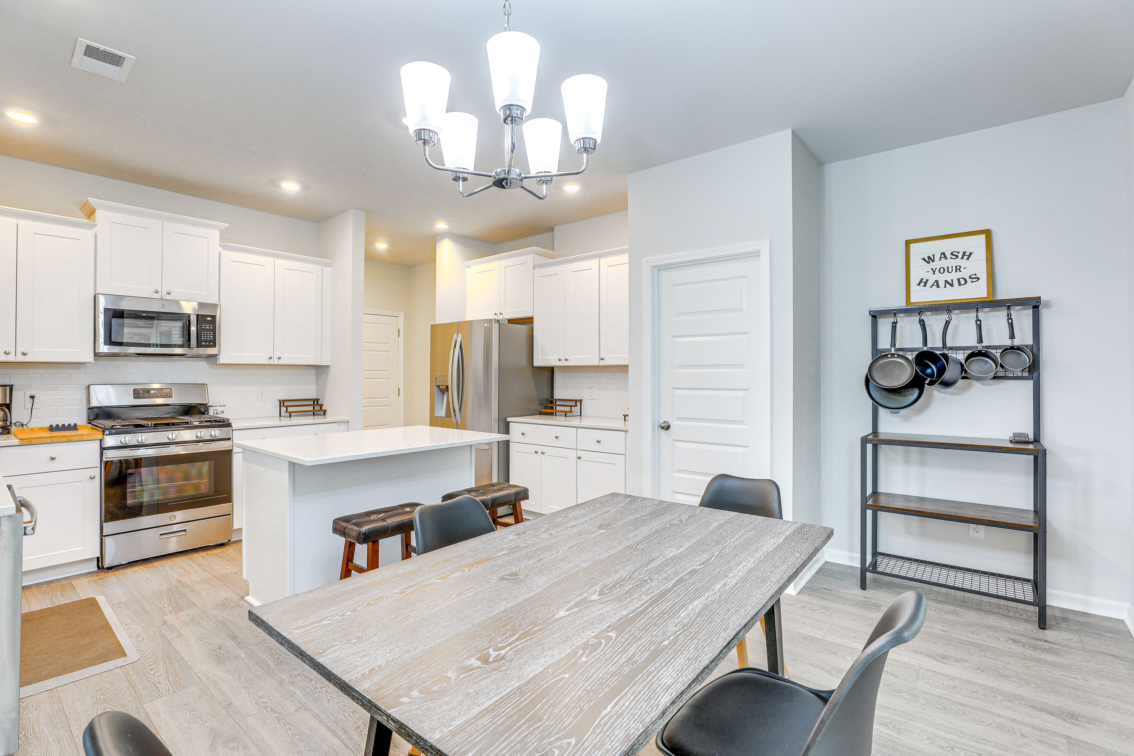 Dining Area | Kitchen | Cooking Basics | 1st Floor