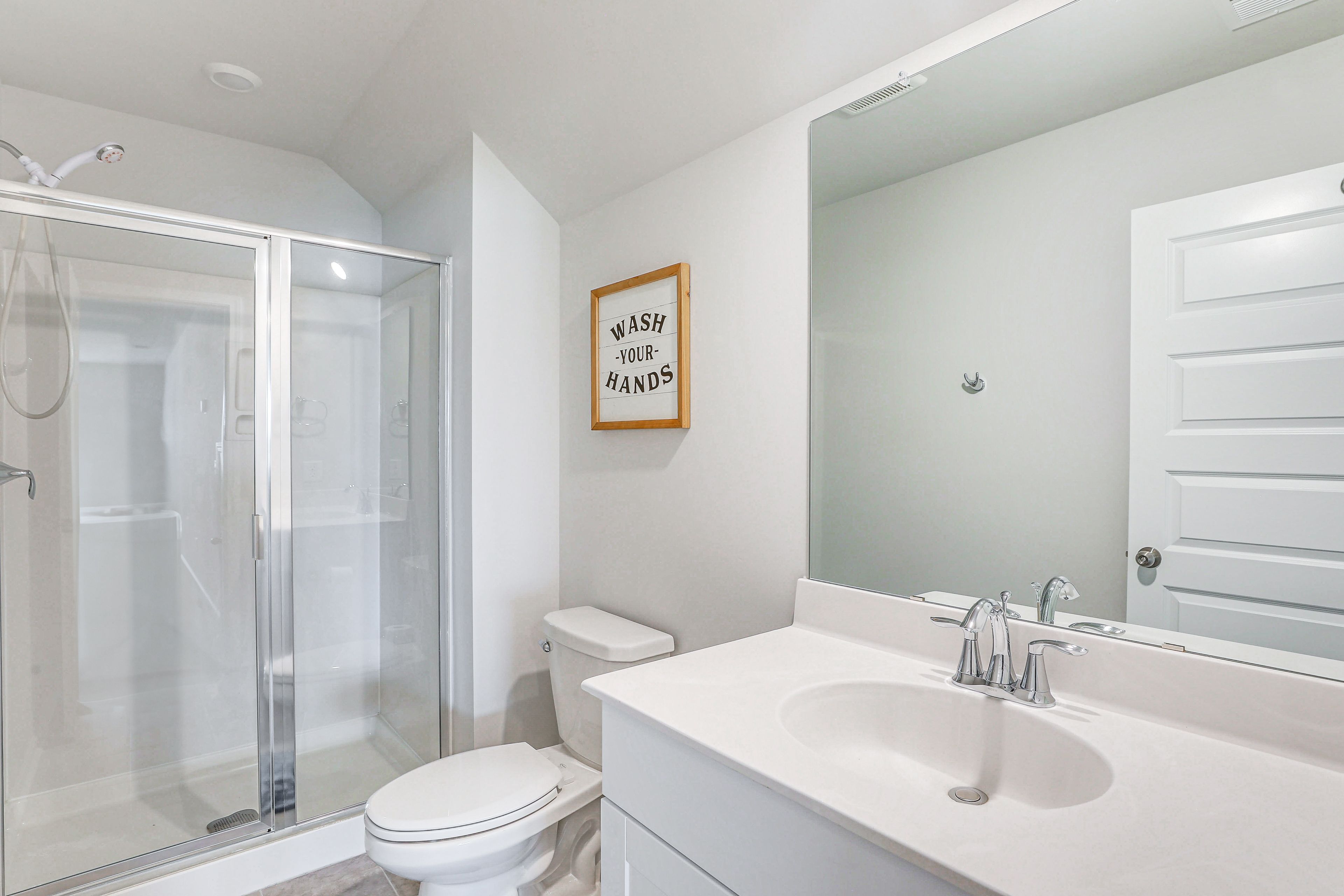 Bathroom | 3rd Floor