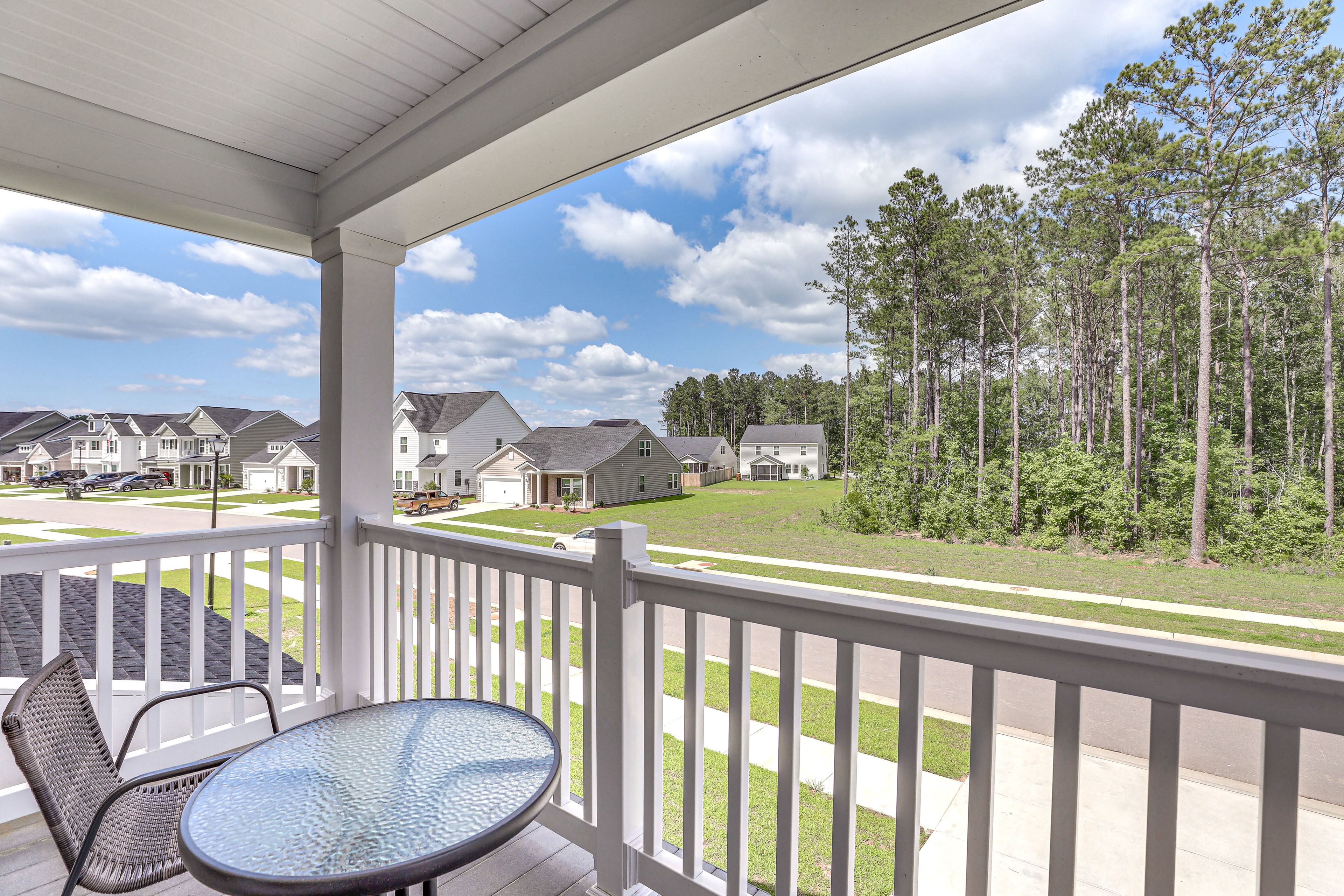 Private Balcony | 2nd Floor