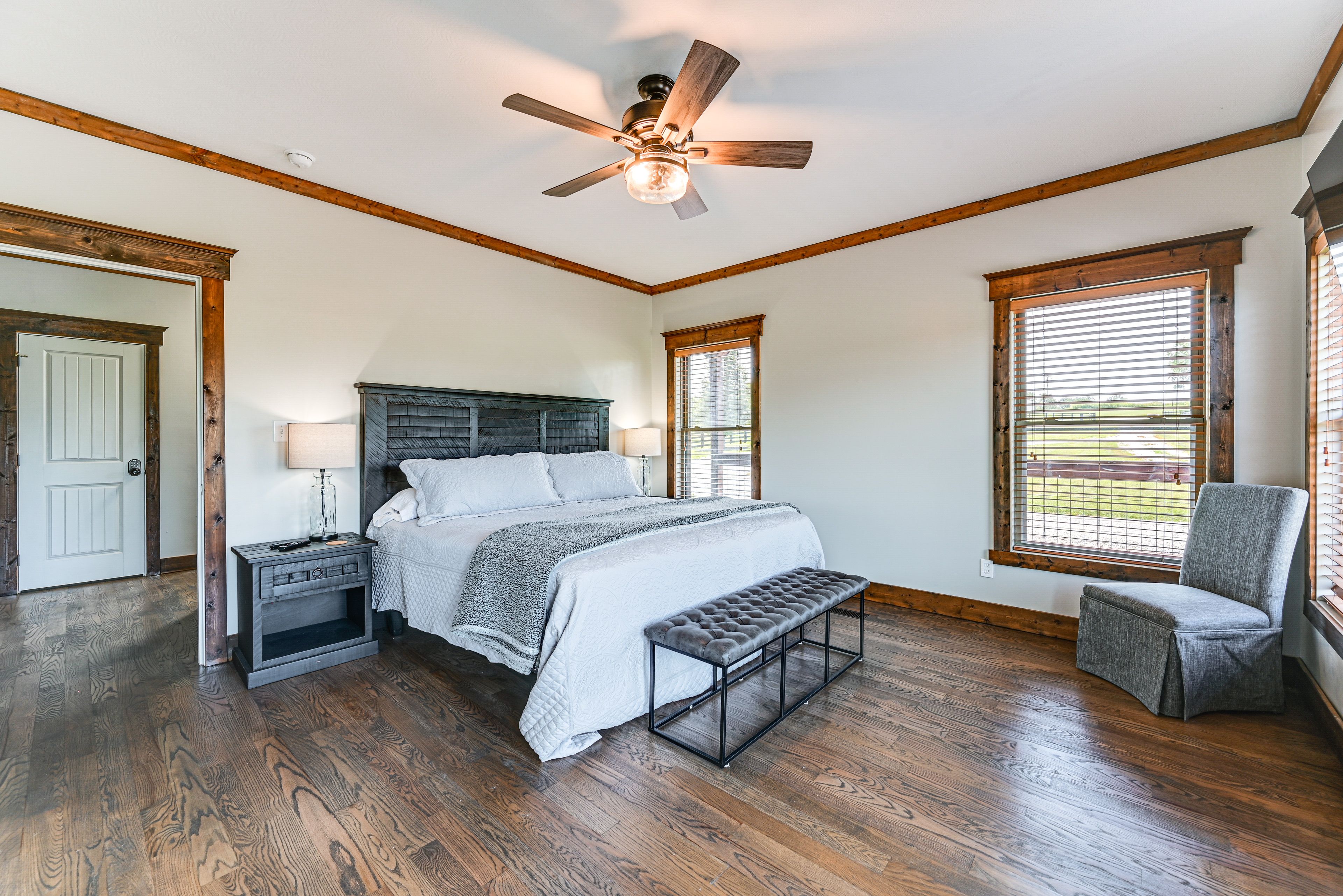 Bedroom 3 (Suite) | King Bed | Flat-Screen TV | Deck Access | 2nd Floor