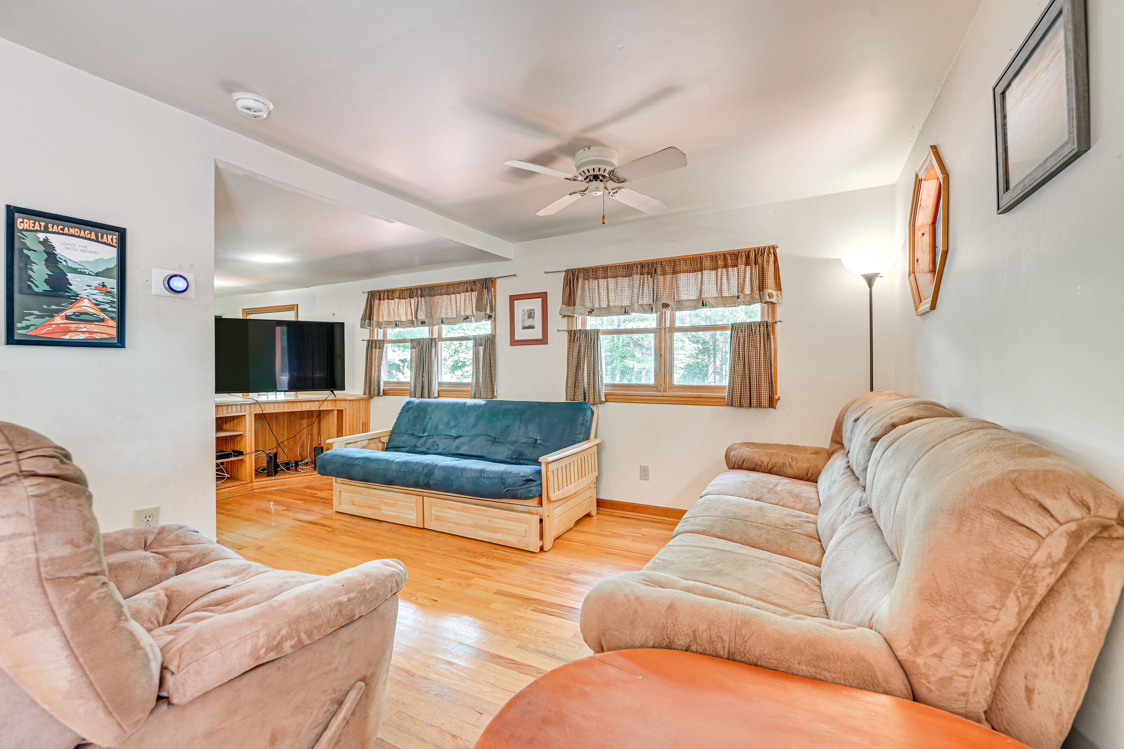 Living Room | 1st Floor | Full Futon | Smart TV w/ Cable