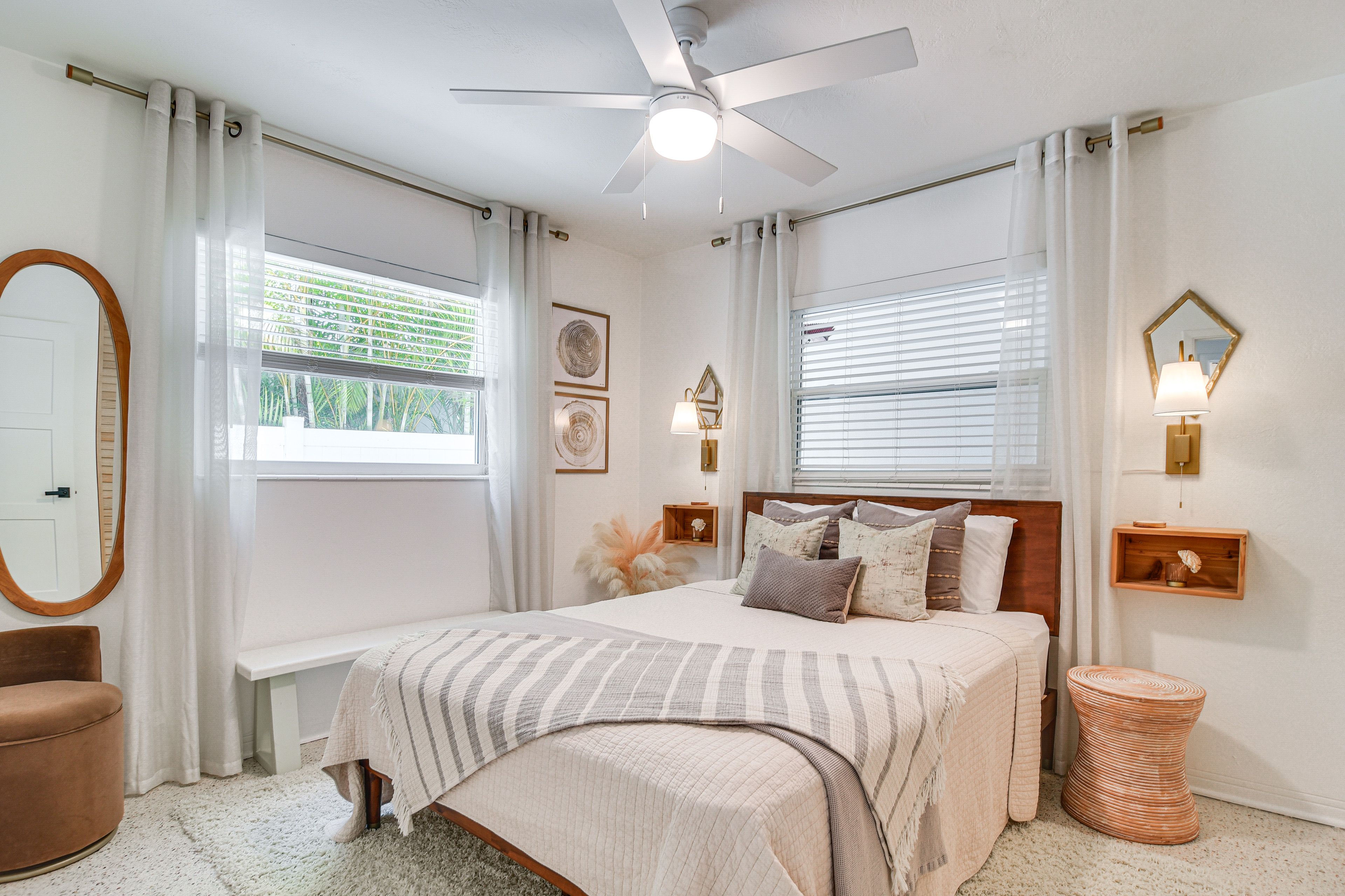 Bedroom 3 | Queen Bed