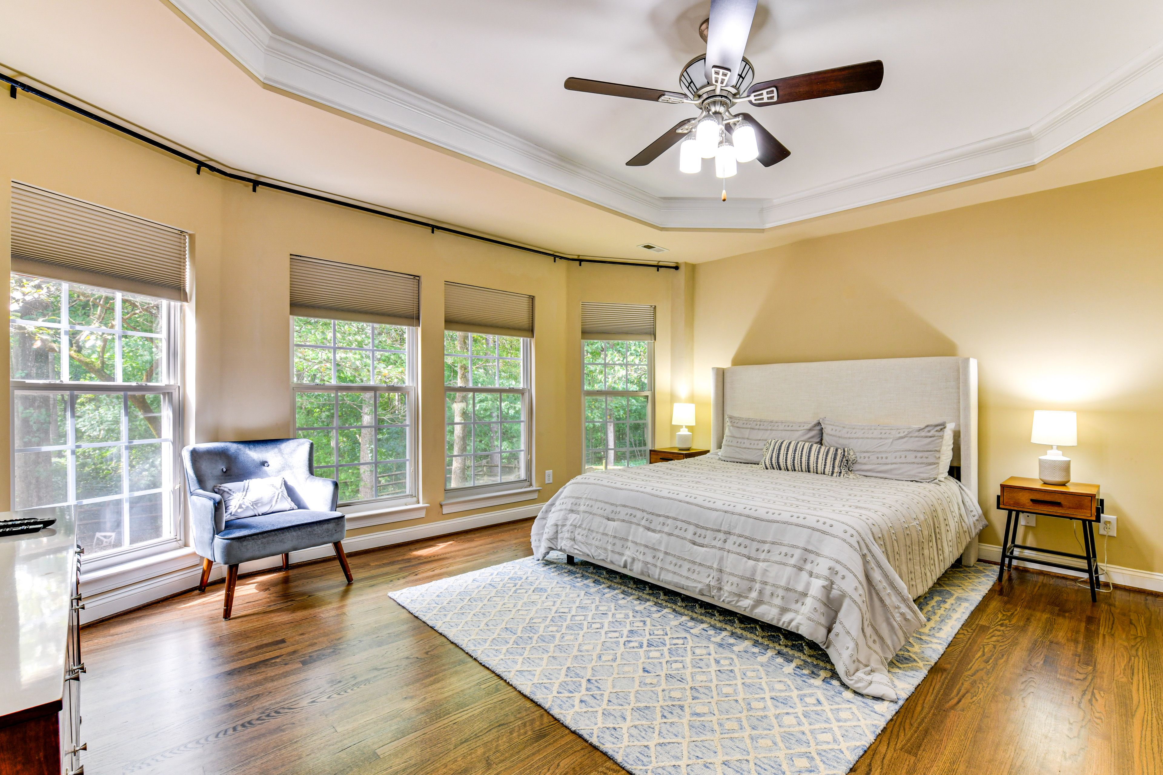 Bedroom 1 | King Bed | Smart TV | En-Suite Bathroom | 1st Floor