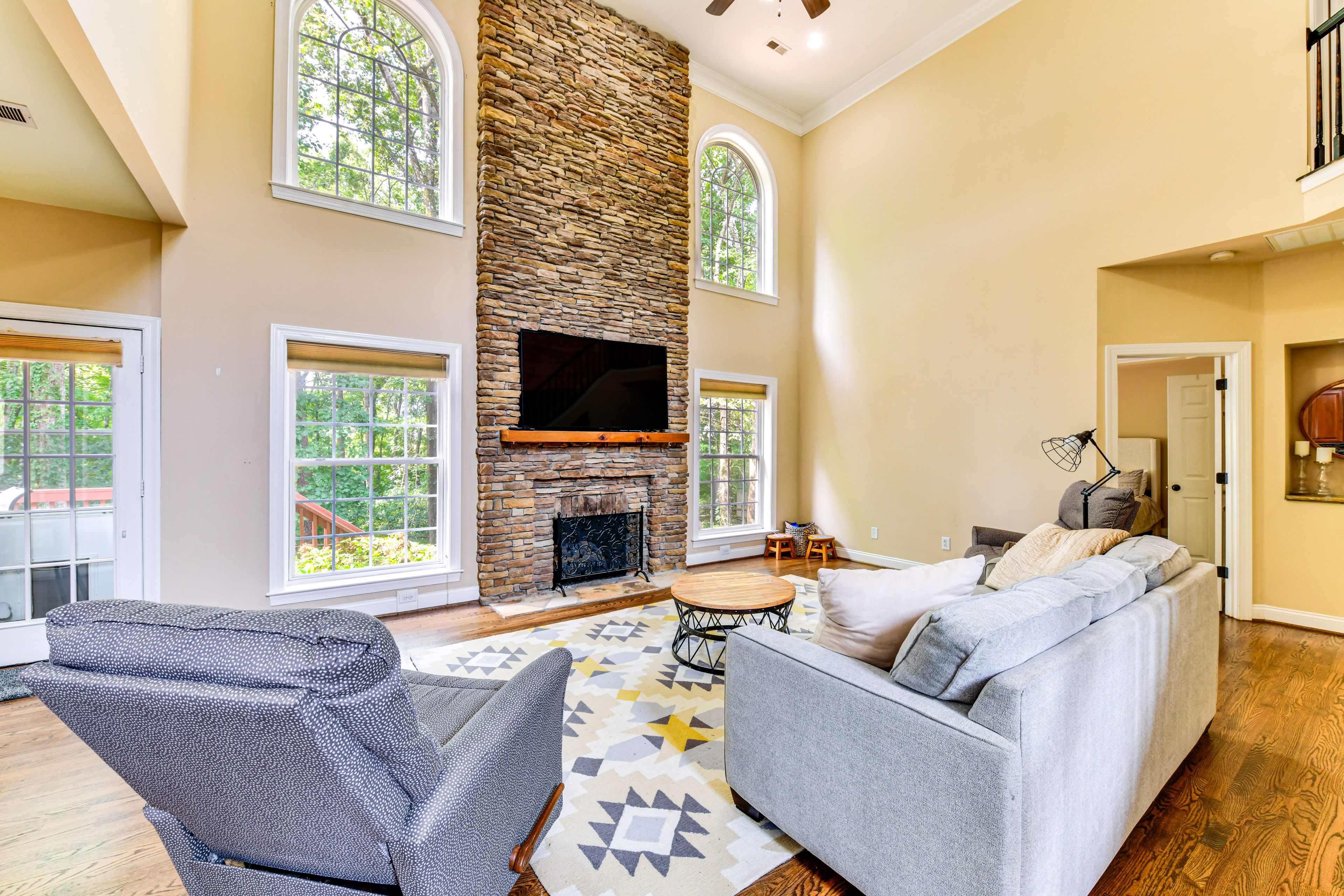 Huntersville Vacation Rental | 3BR | 2.5BA | 2,226 Sq Ft | 3 Steps Required